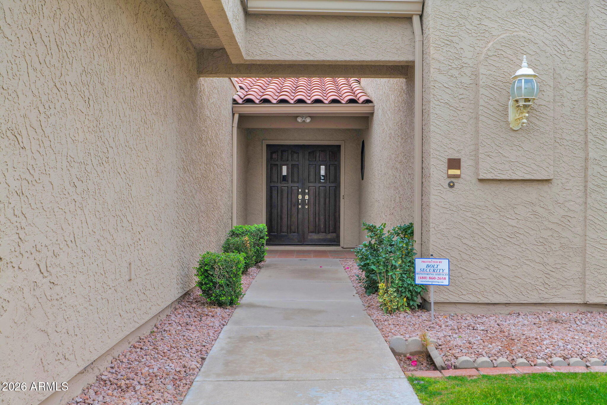 10417 E CINNABAR Avenue