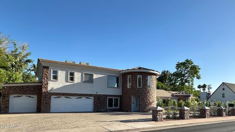 333 W BETHANY HOME Road Phoenix AZ 85013