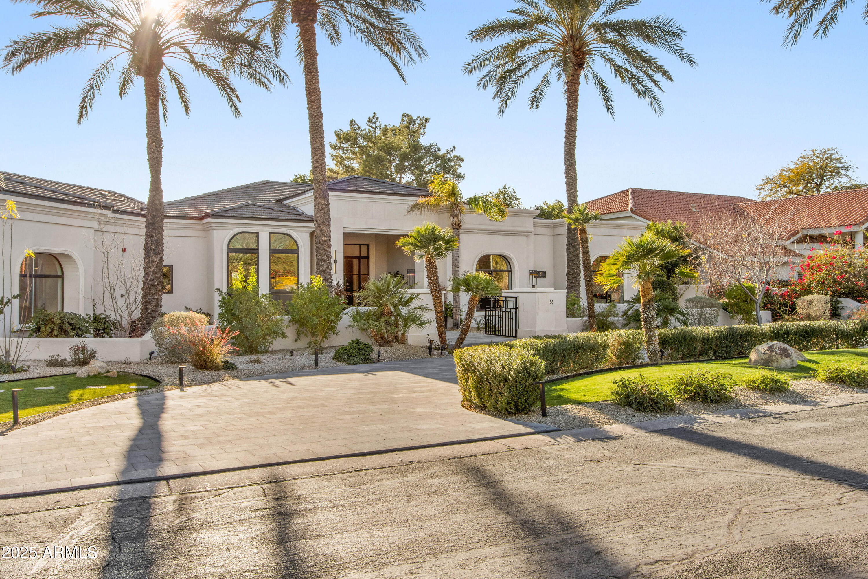 10800 E Cactus Road 38