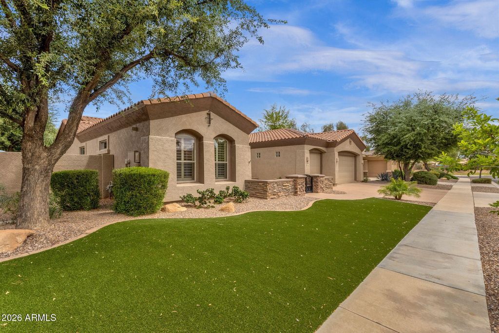 Photo of 4576 E Cavalry Drive, Gilbert, AZ 85297 (MLS # 7024857)