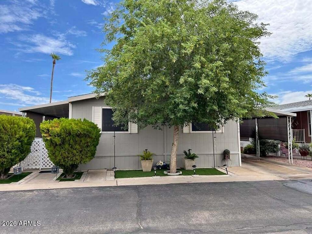 Photo of 8401 N 67th Avenue #259, Glendale, AZ 85302 (MLS # 7045693)