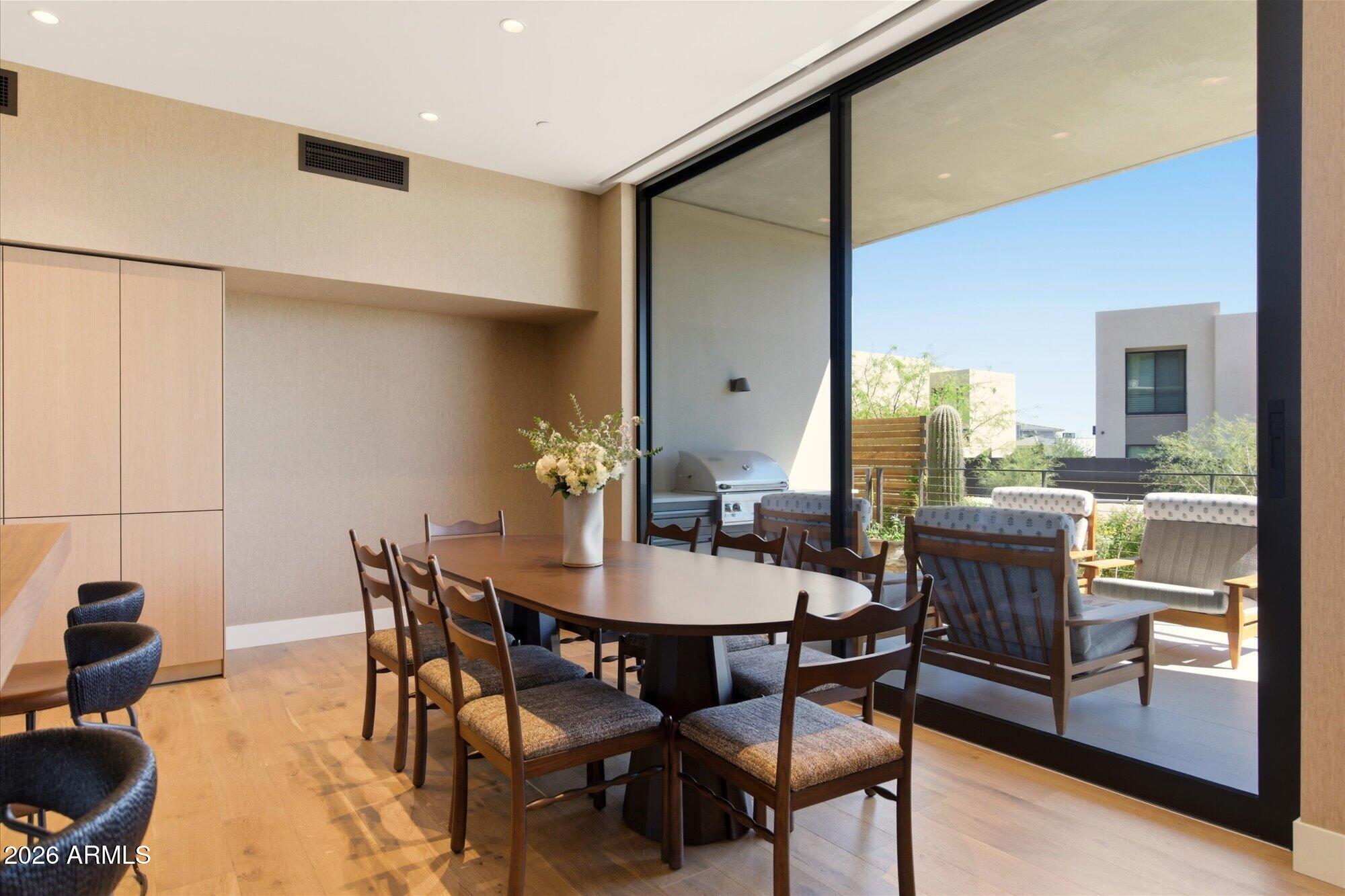 ASCENT AT THE PHOENICIAN MOUNTAINSIDE CONDOMINIUMS - Residential