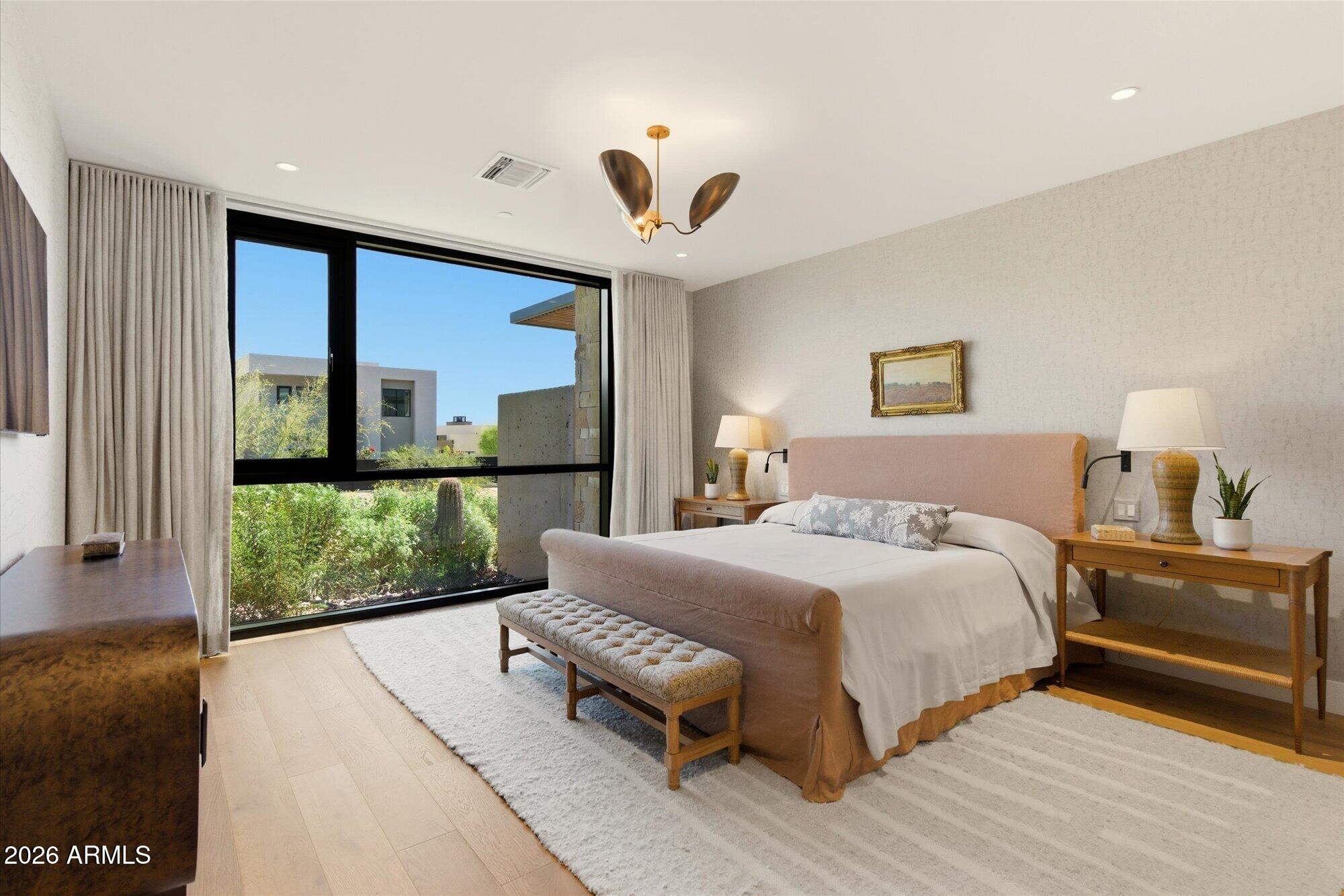 ASCENT AT THE PHOENICIAN MOUNTAINSIDE CONDOMINIUMS - Residential