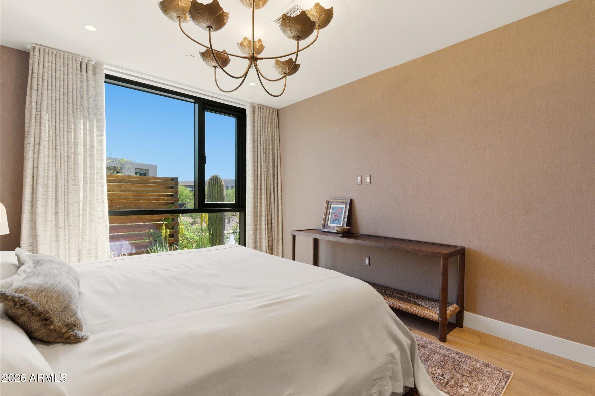 ASCENT AT THE PHOENICIAN MOUNTAINSIDE CONDOMINIUMS - Residential