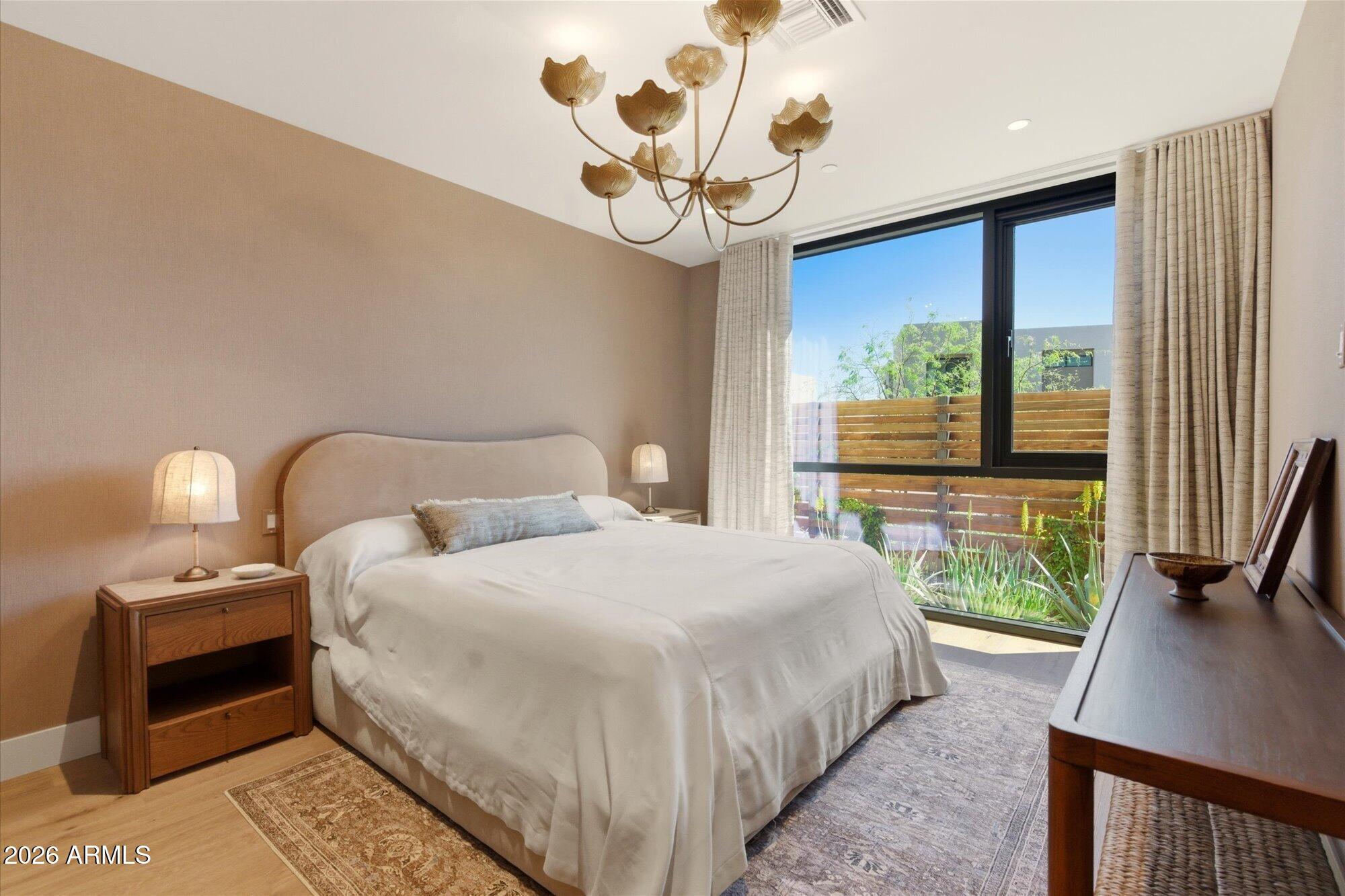ASCENT AT THE PHOENICIAN MOUNTAINSIDE CONDOMINIUMS - Residential
