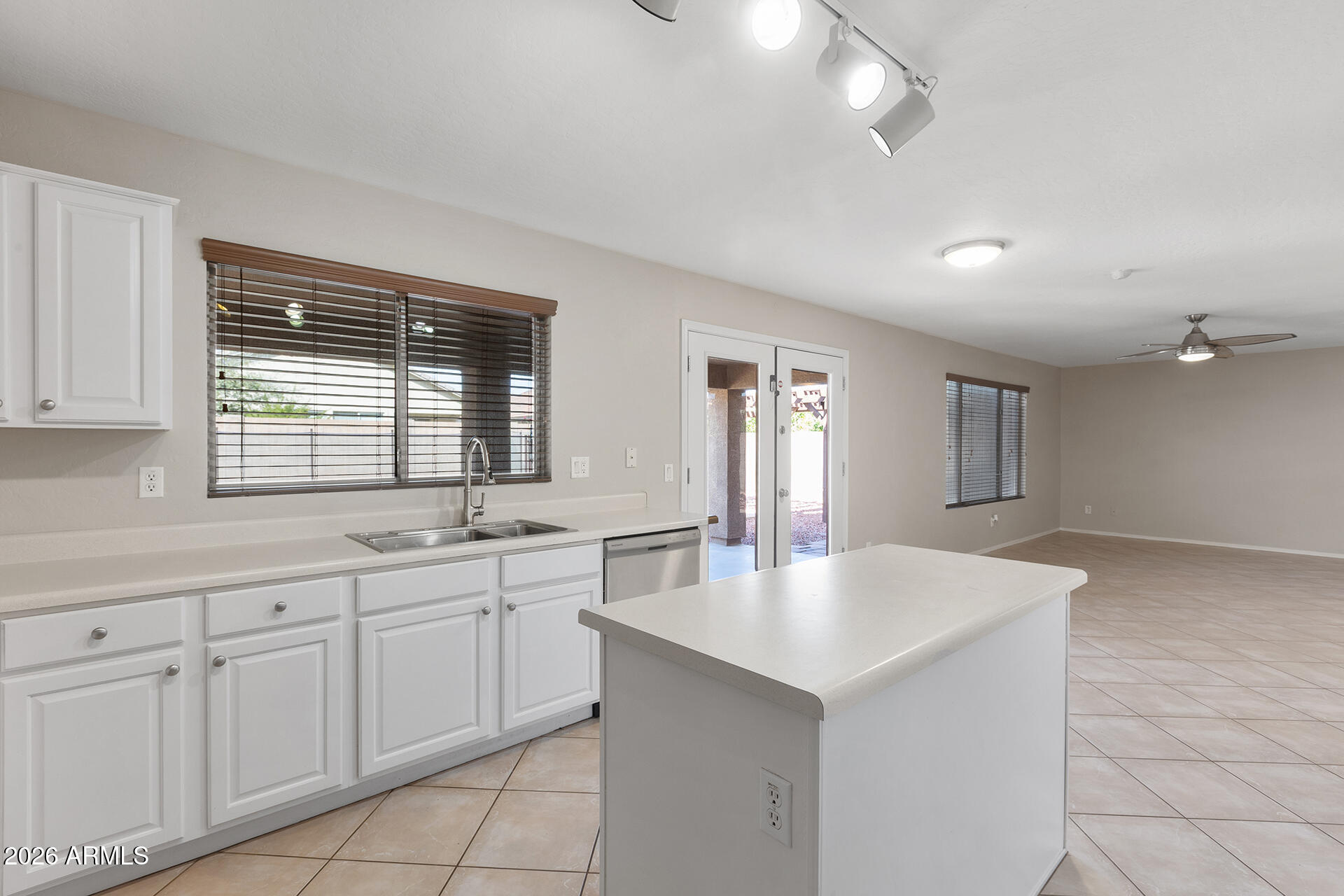 15260 W COTTONWOOD Street