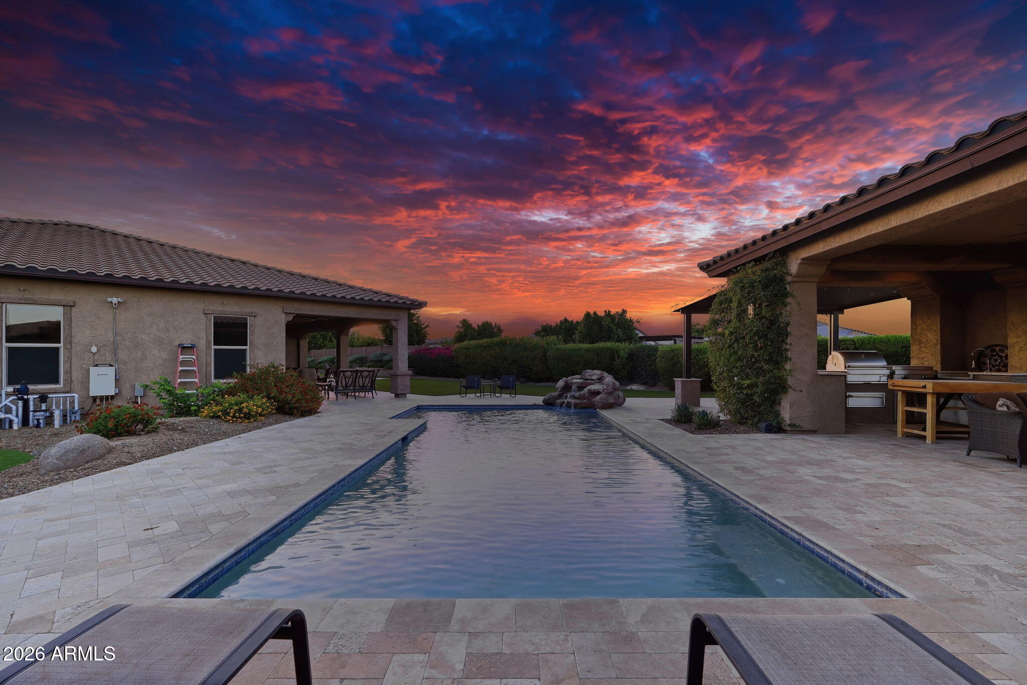 CABALLOS DEL RIO - Residential