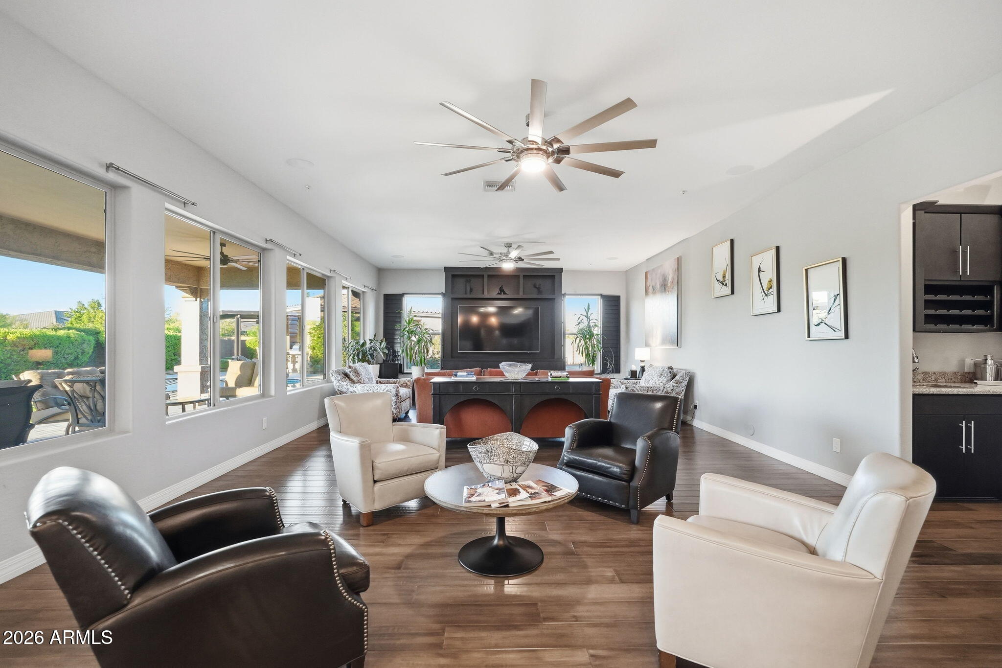 CABALLOS DEL RIO - Residential