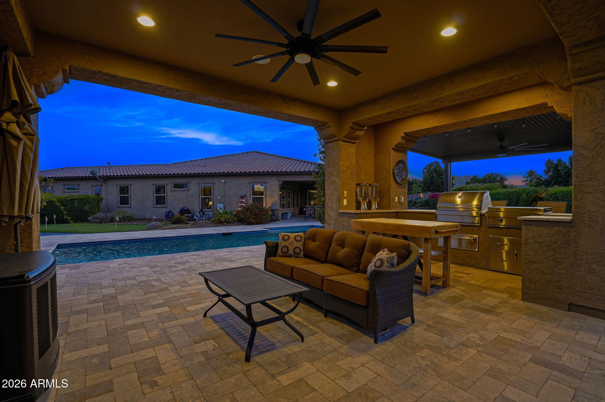CABALLOS DEL RIO - Residential