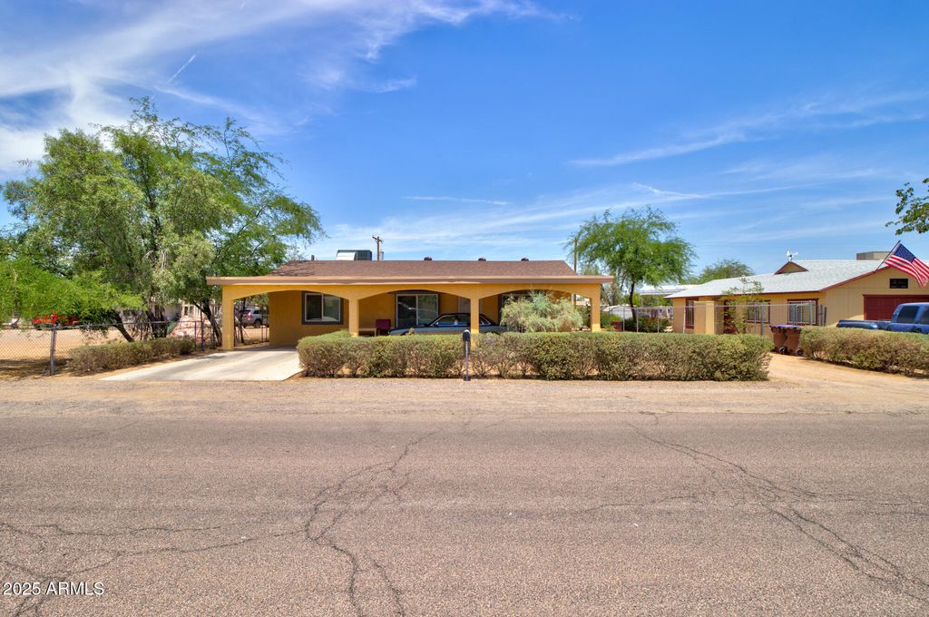 Photo of 720 W Dewey Avenue, Coolidge, AZ 85128 (MLS # 6874680)