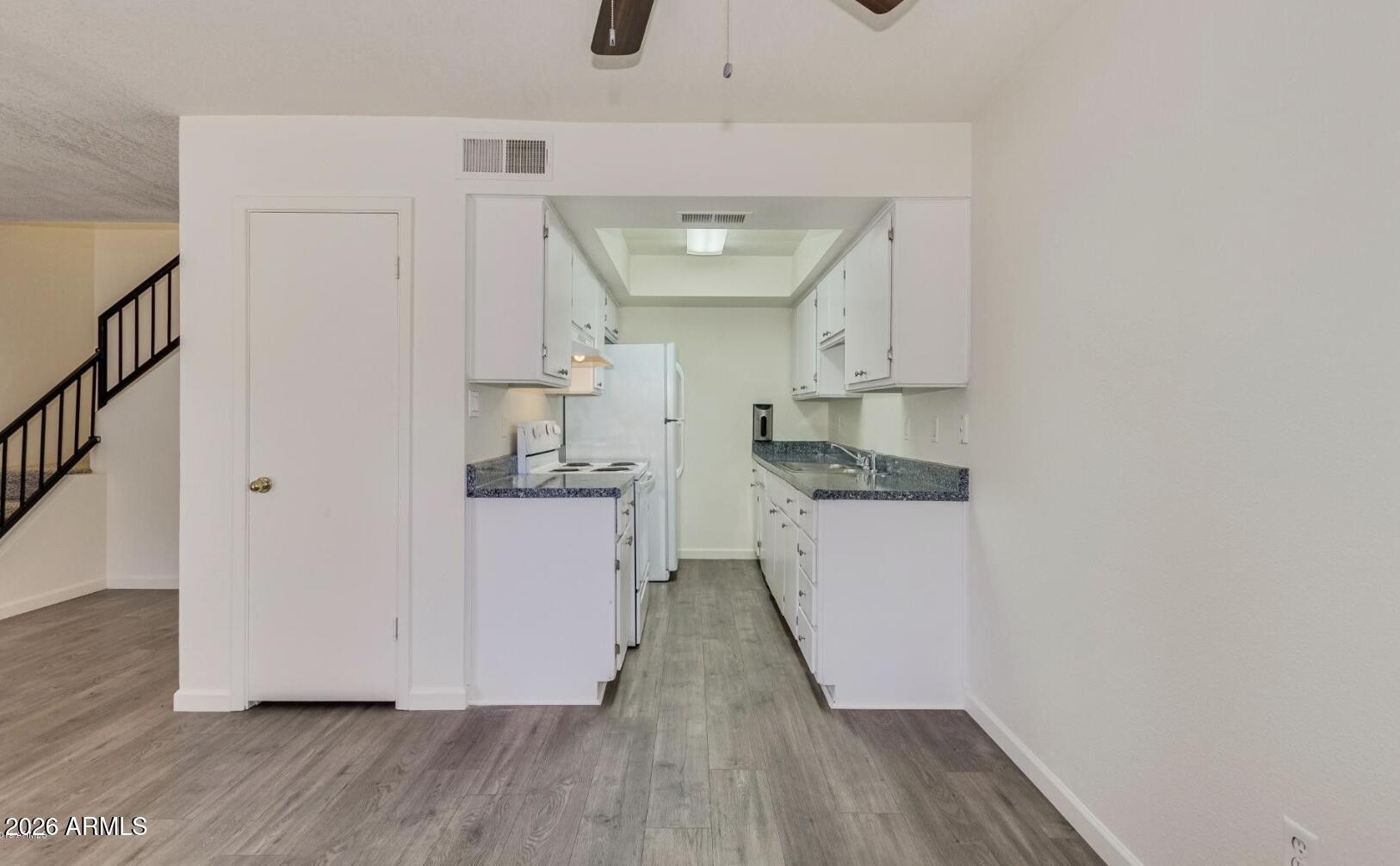 286 W PALOMINO Drive 15