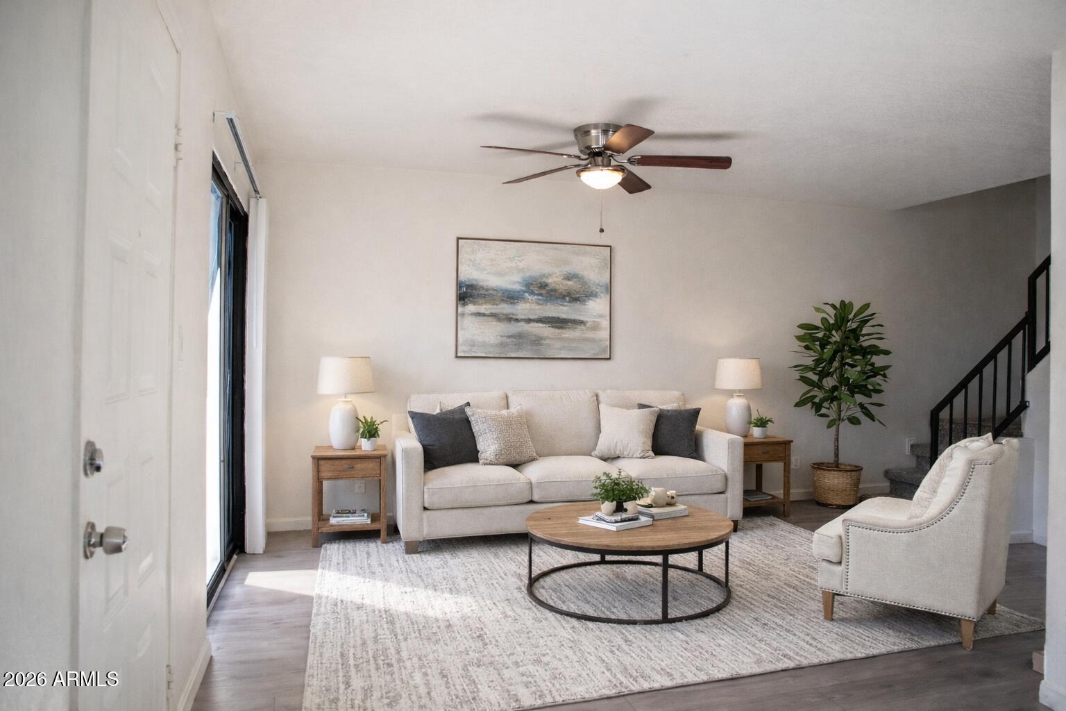 286 W PALOMINO Drive 15