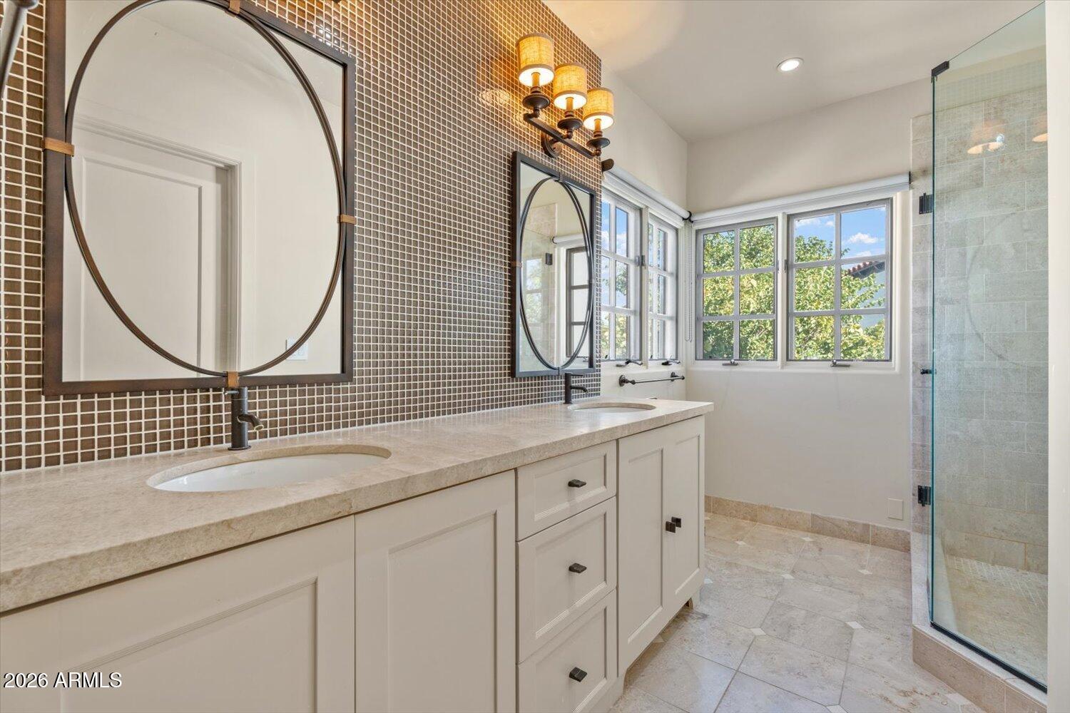 8333 E VIA PASEO DEL NORTE -- 1023