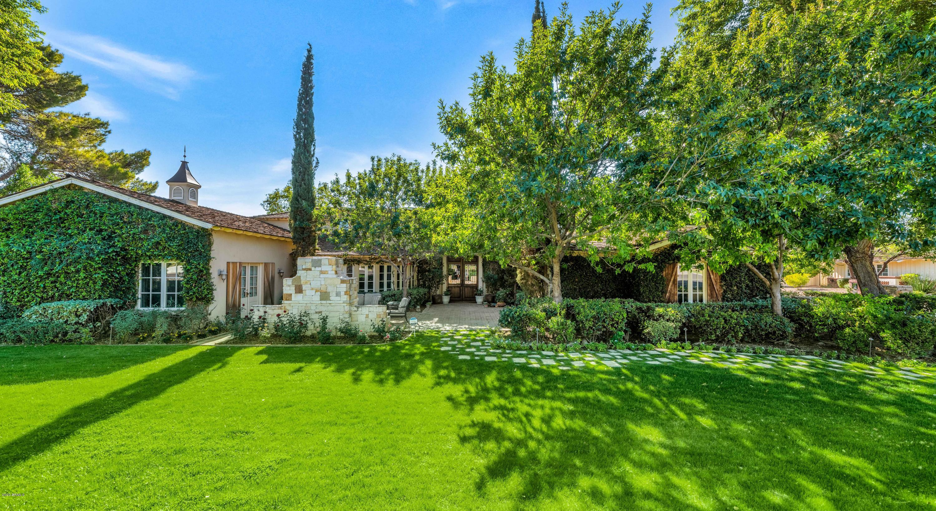 LA MAZA VILLA 2 - Residential