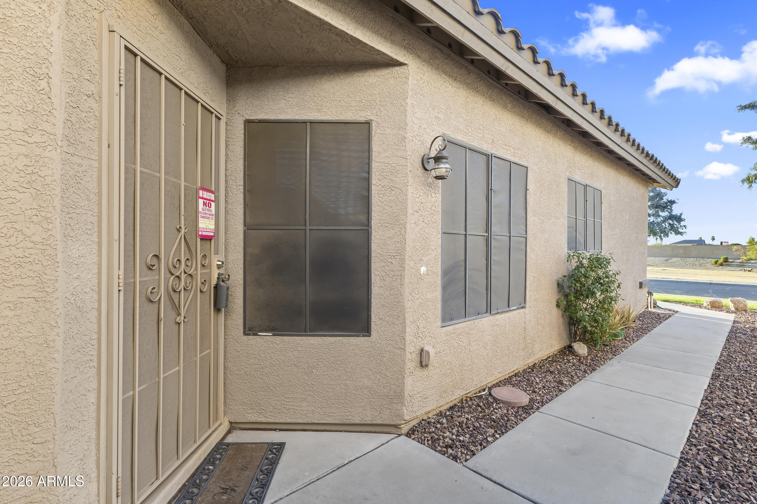 8916 W CHERRY HILLS Drive