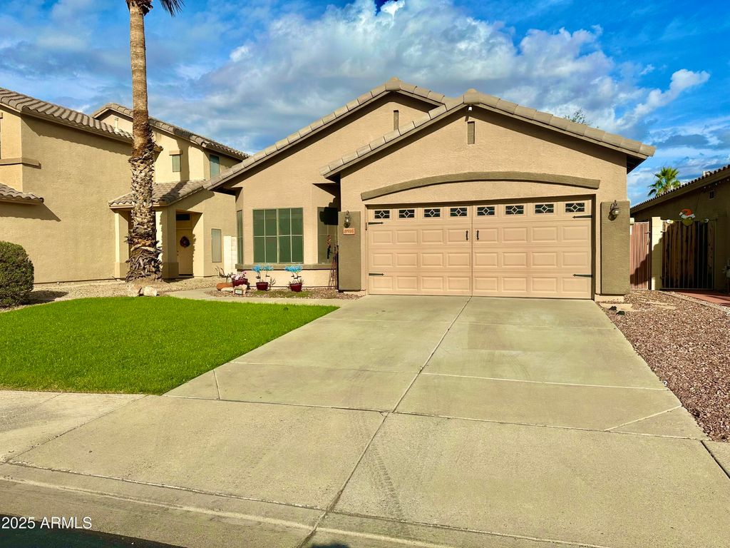 Photo of 8916 W Cherry Hills Drive, Peoria, AZ 85345 (MLS # 6961315)
