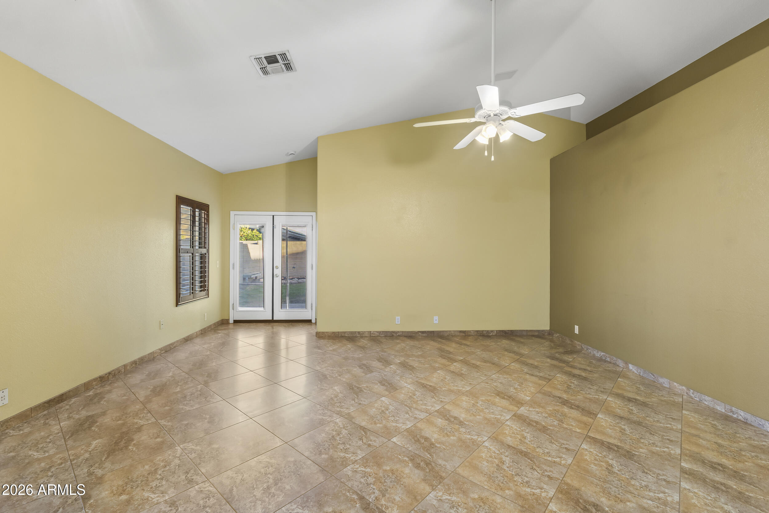 8916 W CHERRY HILLS Drive