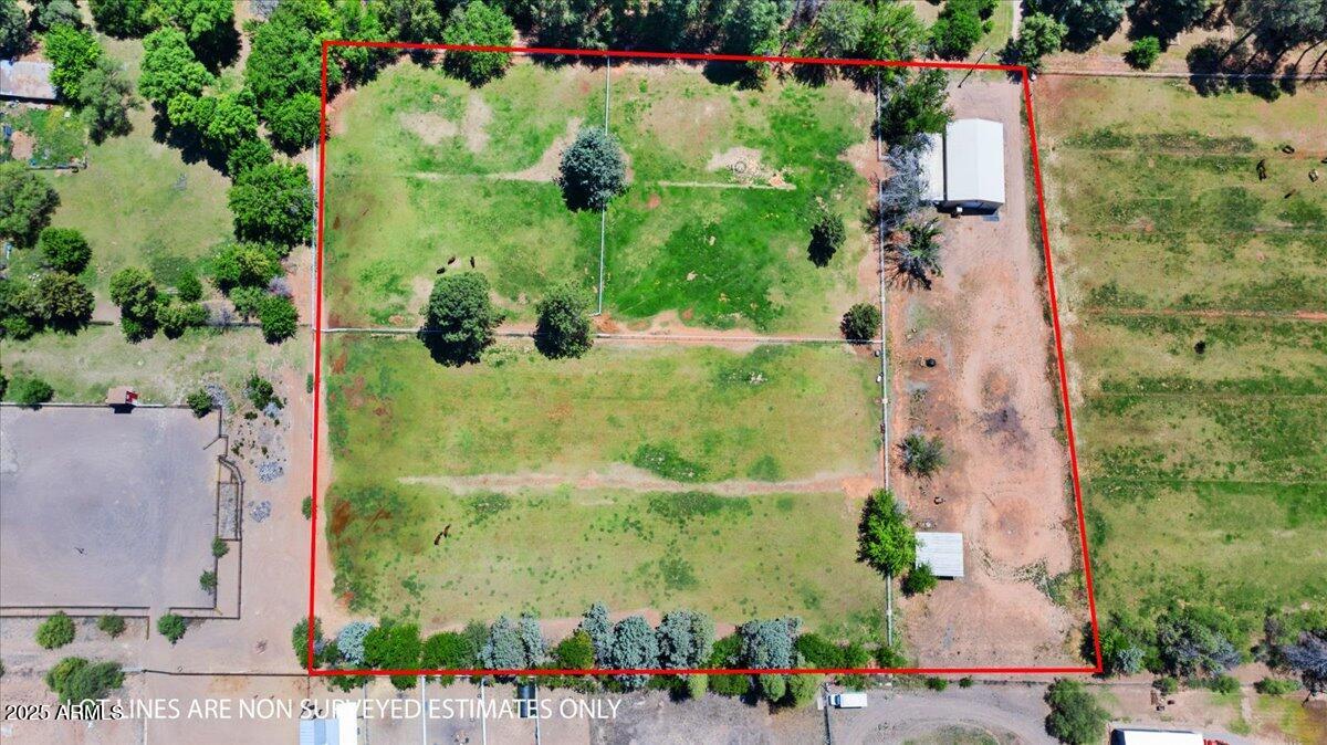 4000 W Mahoney Road -