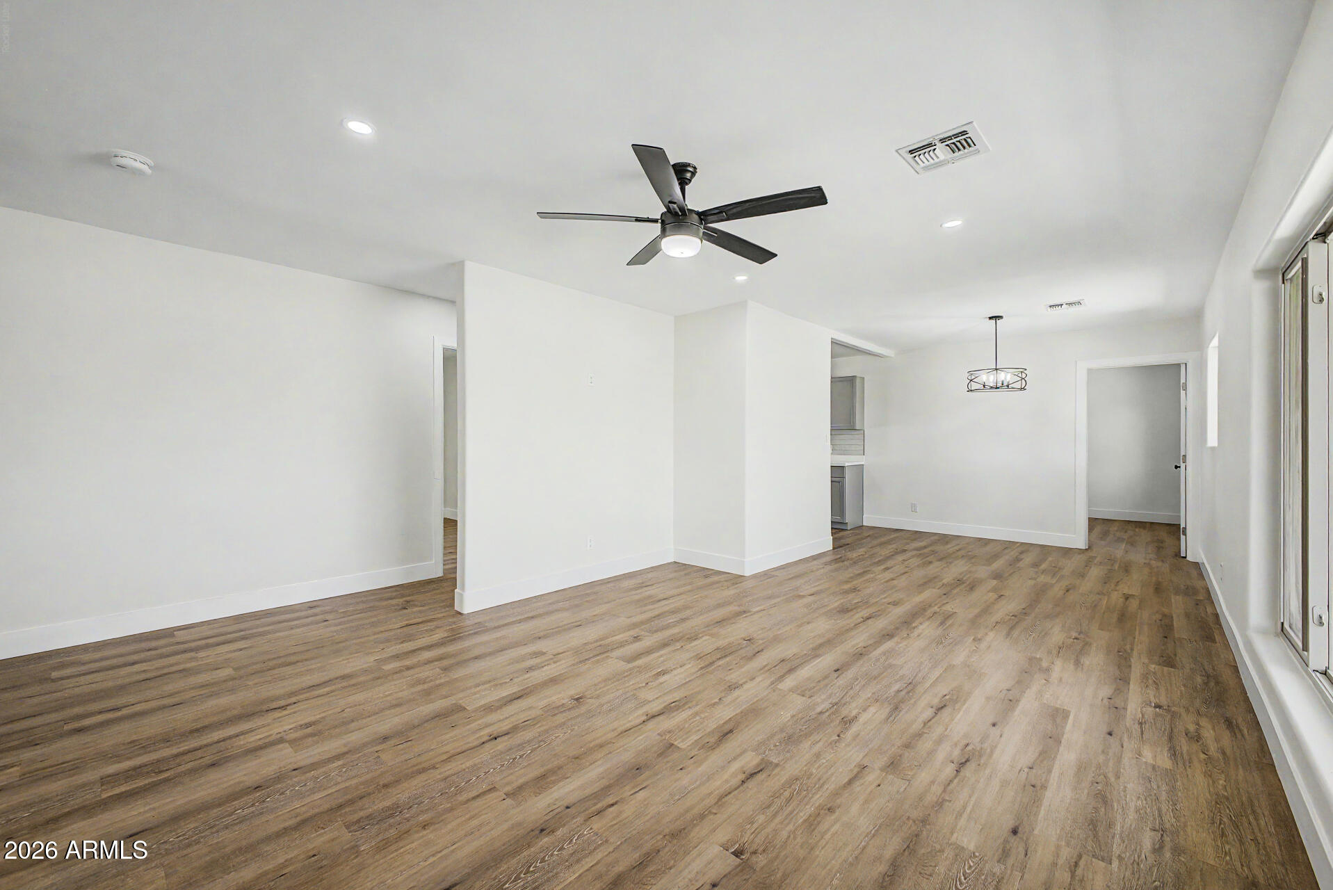 1147 E FLYNN Lane