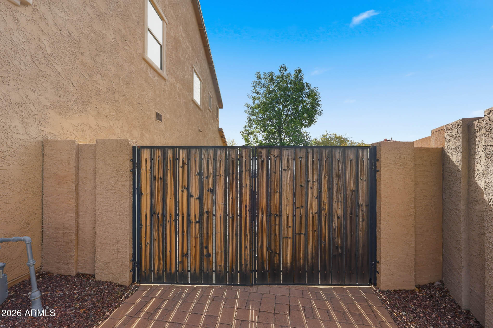 7039 W KATHARINE Way