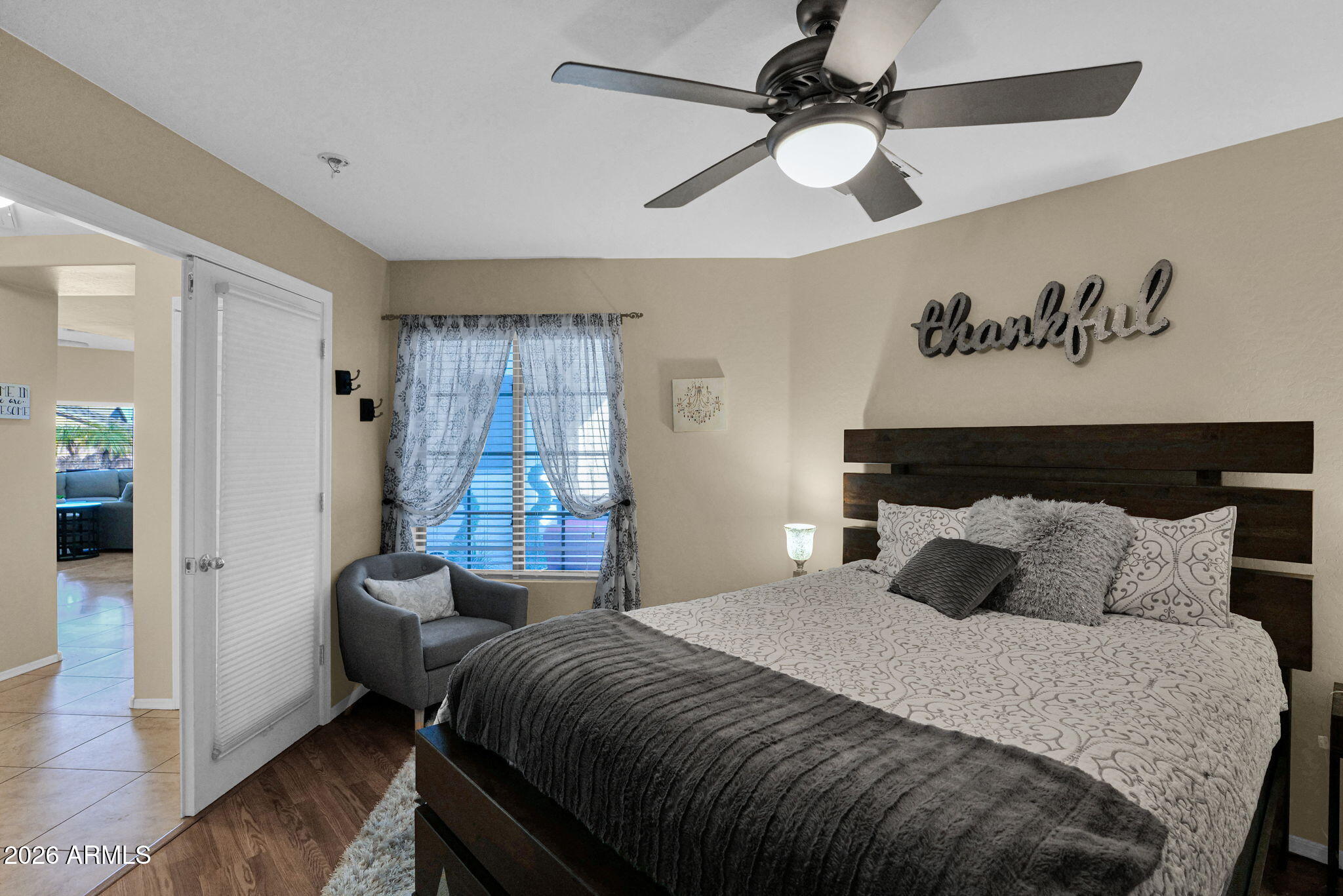 2004 W HALF MOON Circle