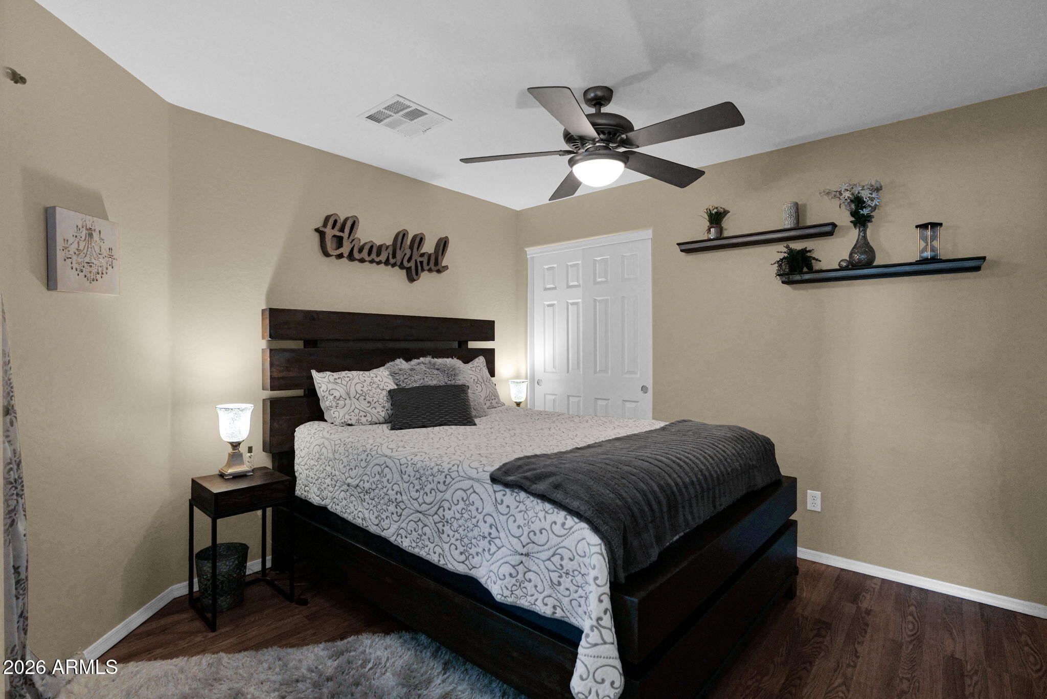 2004 W HALF MOON Circle