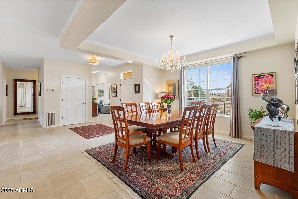 1075 LONGVIEW Drive