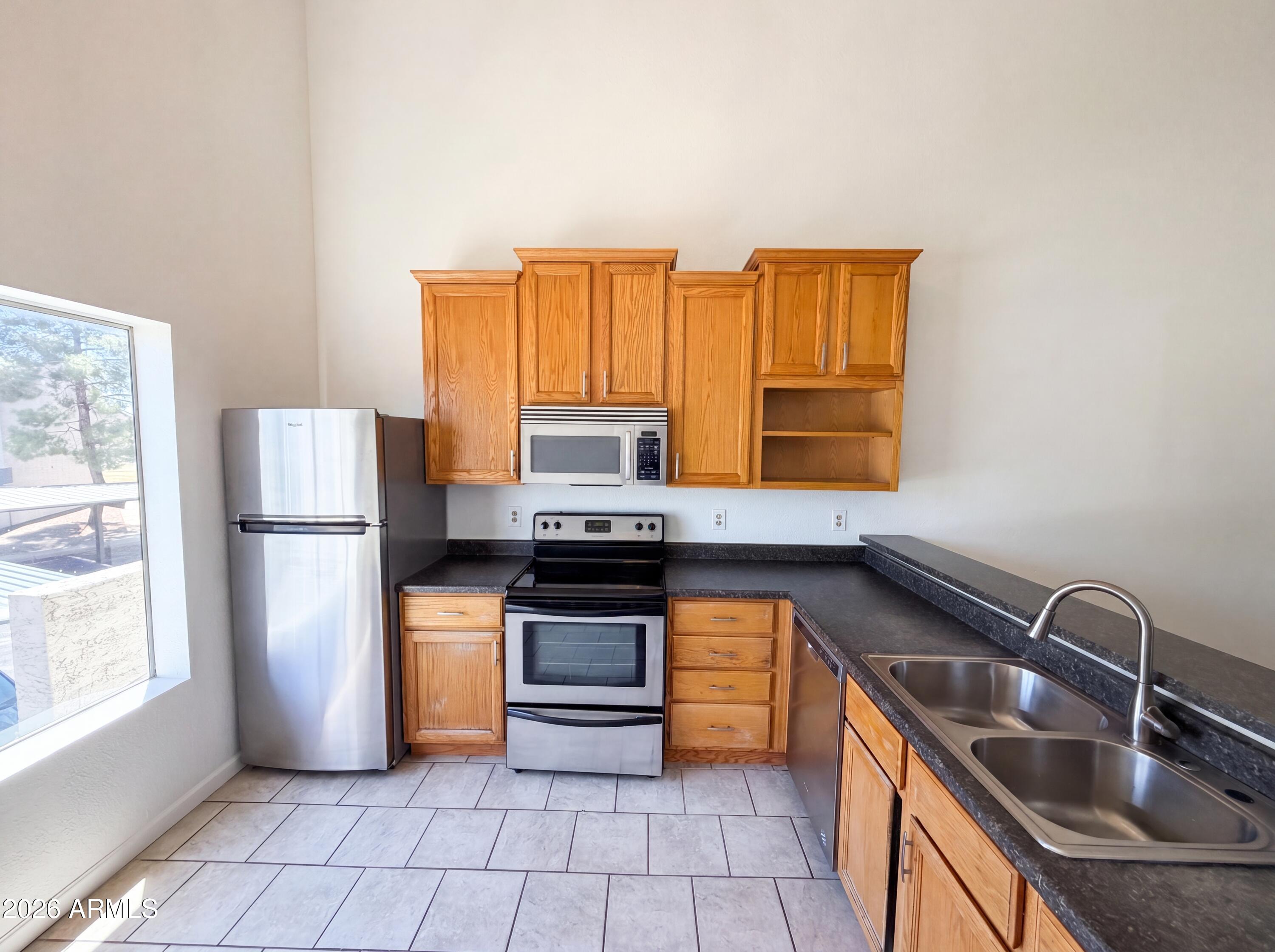 19601 N 7TH Street 2050