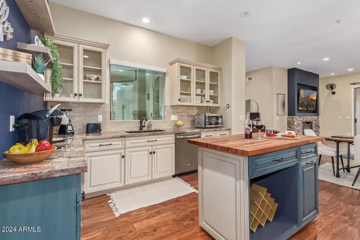 9646 E SIDEWINDER Trail