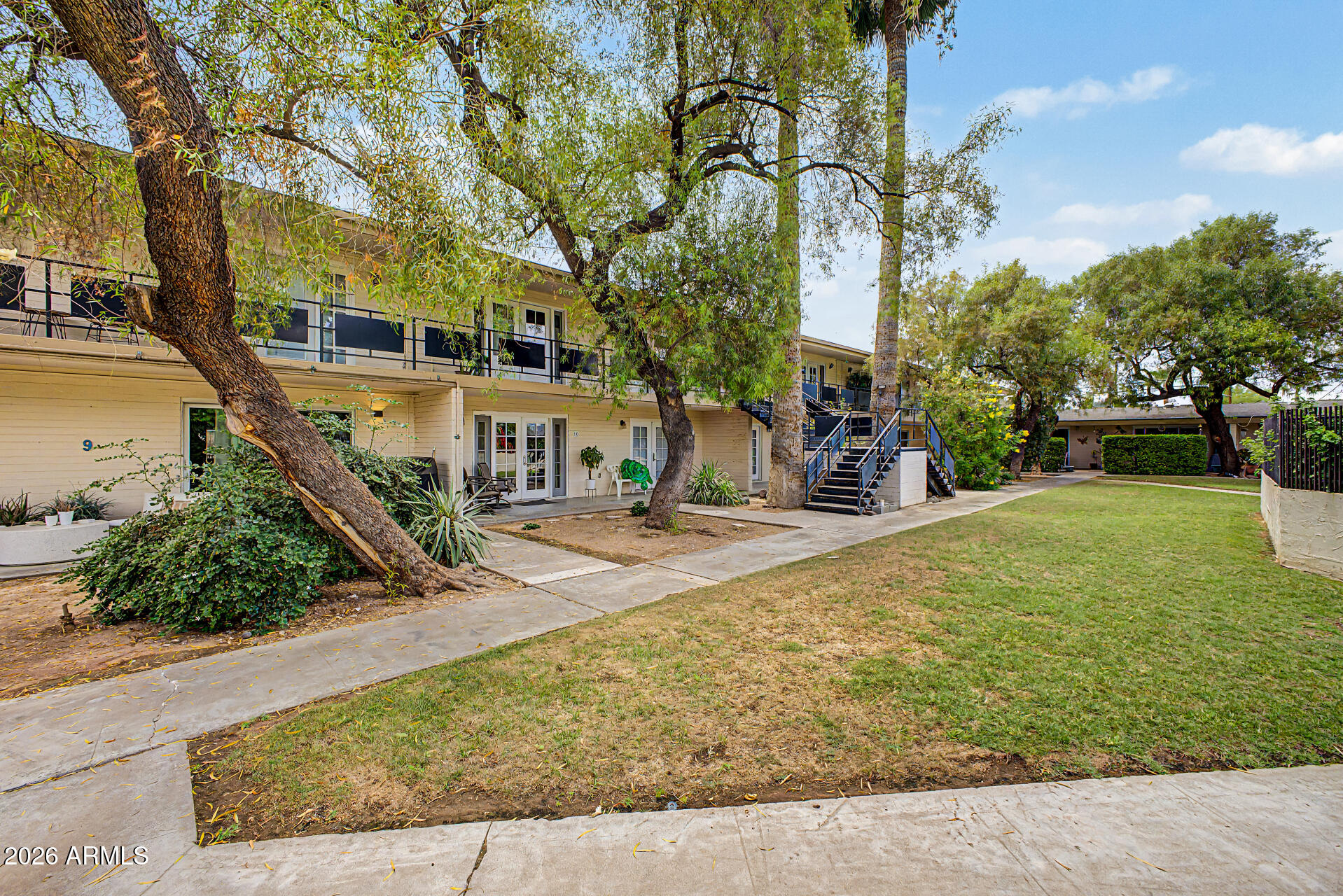 3505 E CAMPBELL Avenue 11
