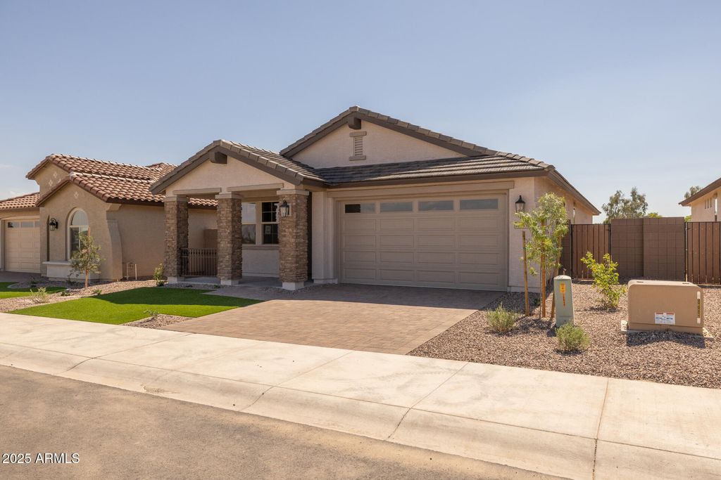 Photo of 18945 W Monterosa Street, Litchfield Park, AZ 85340 (MLS # 6916340)
