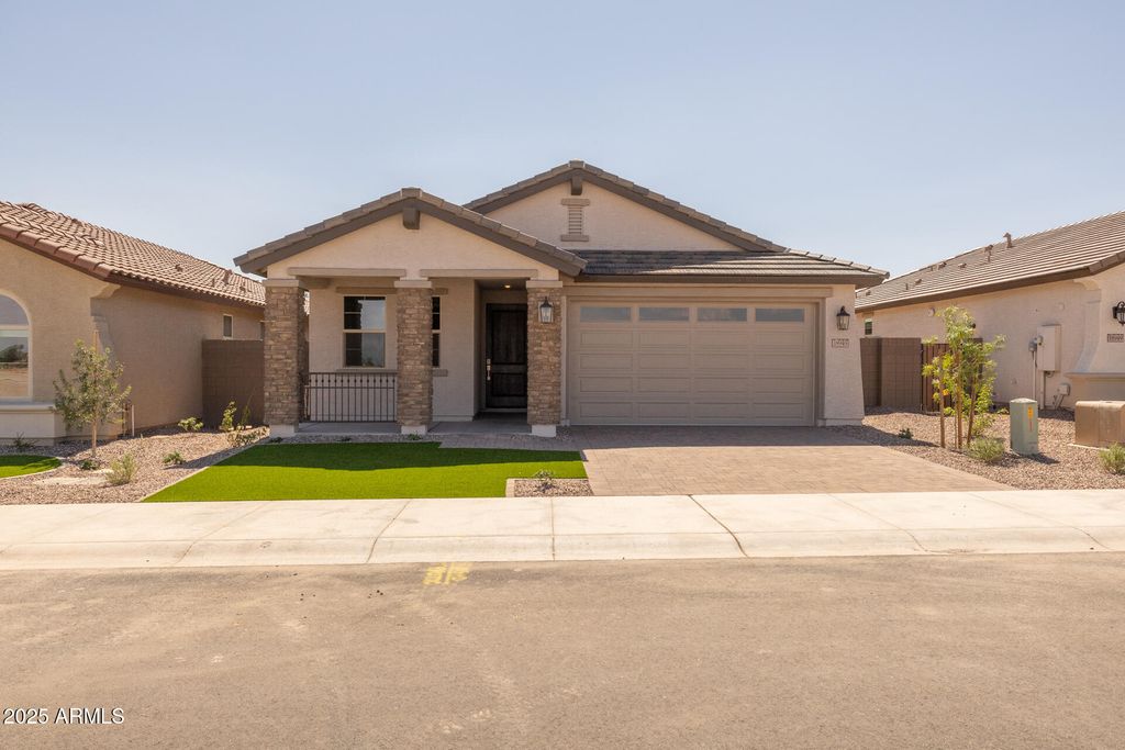 Photo of 18945 W Monterosa Street, Litchfield Park, AZ 85340 (MLS # 6916340)