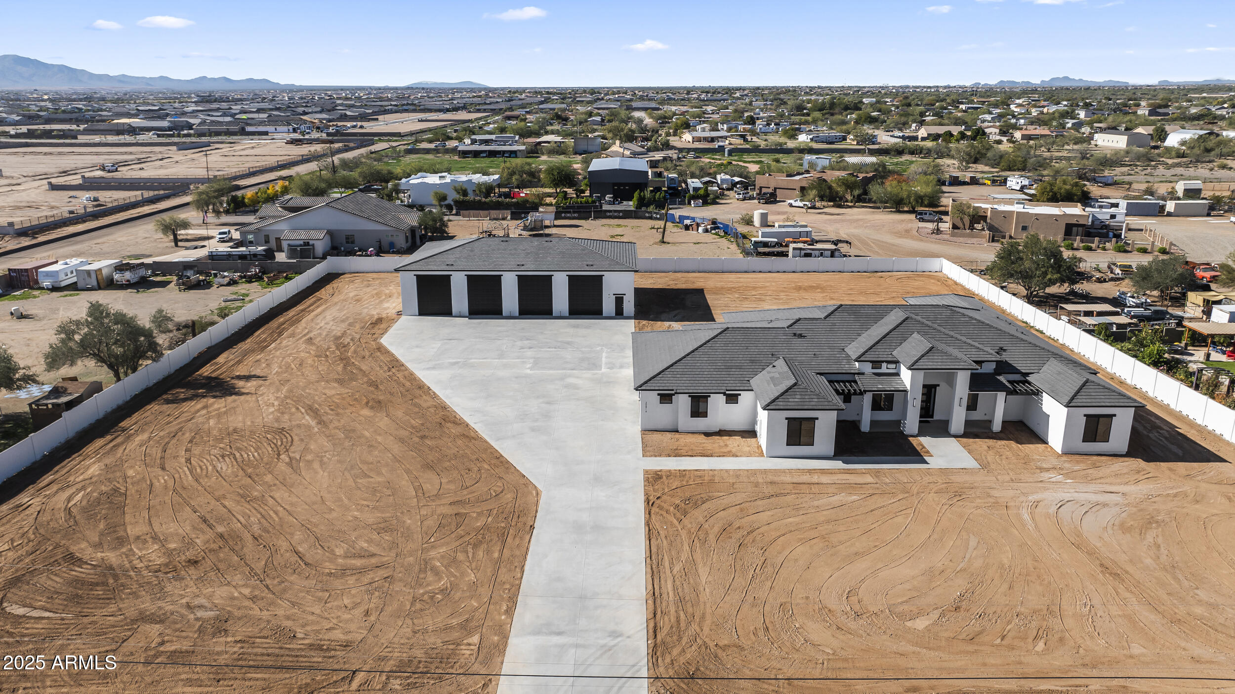 25816 N 155th Avenue