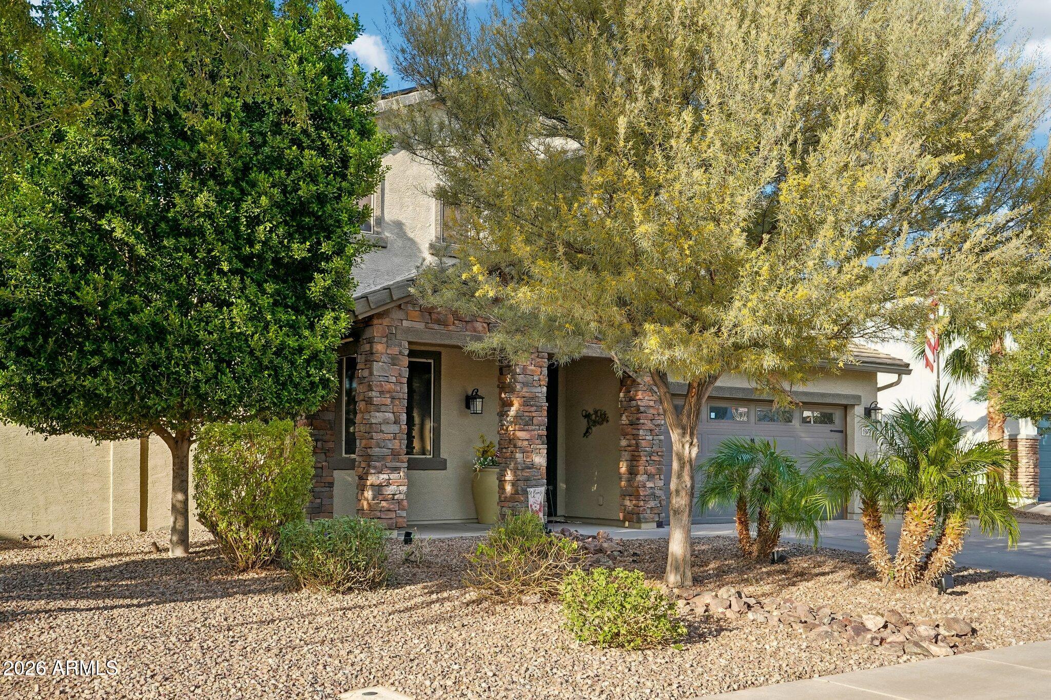 1974 E DUBOIS Avenue