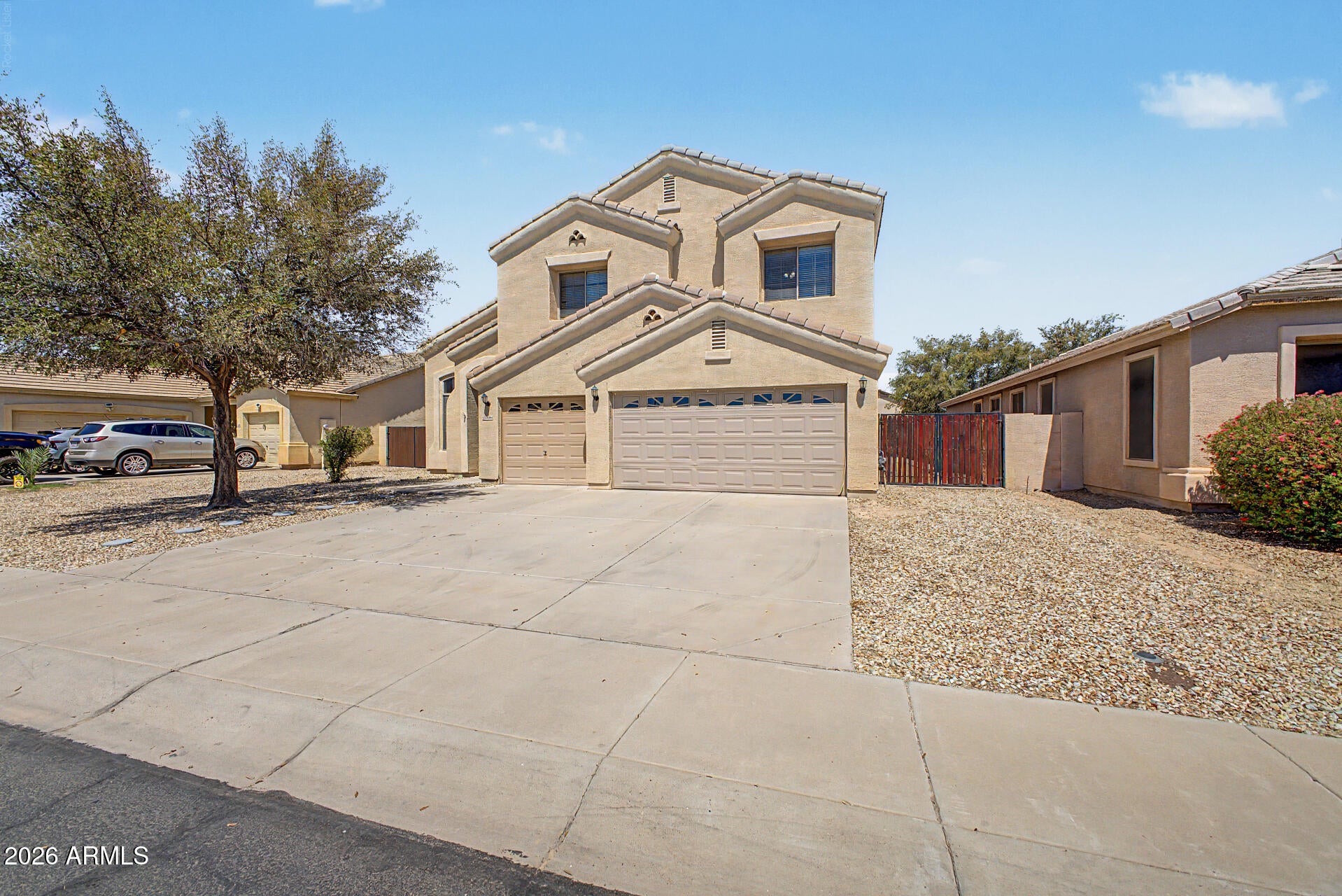 10934 W LOCUST Lane