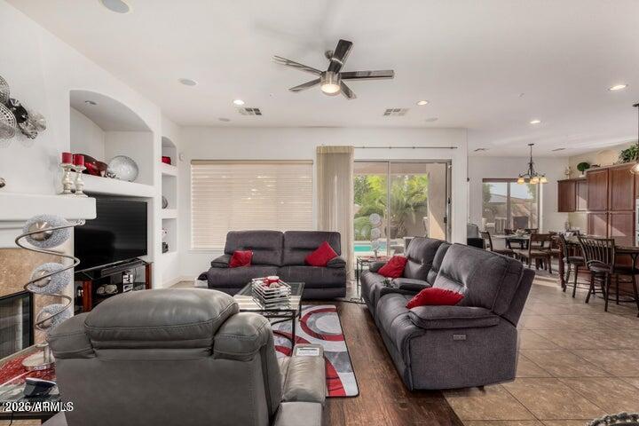PALM VALLEY PHASE 8 NORTH PARCEL - Residential