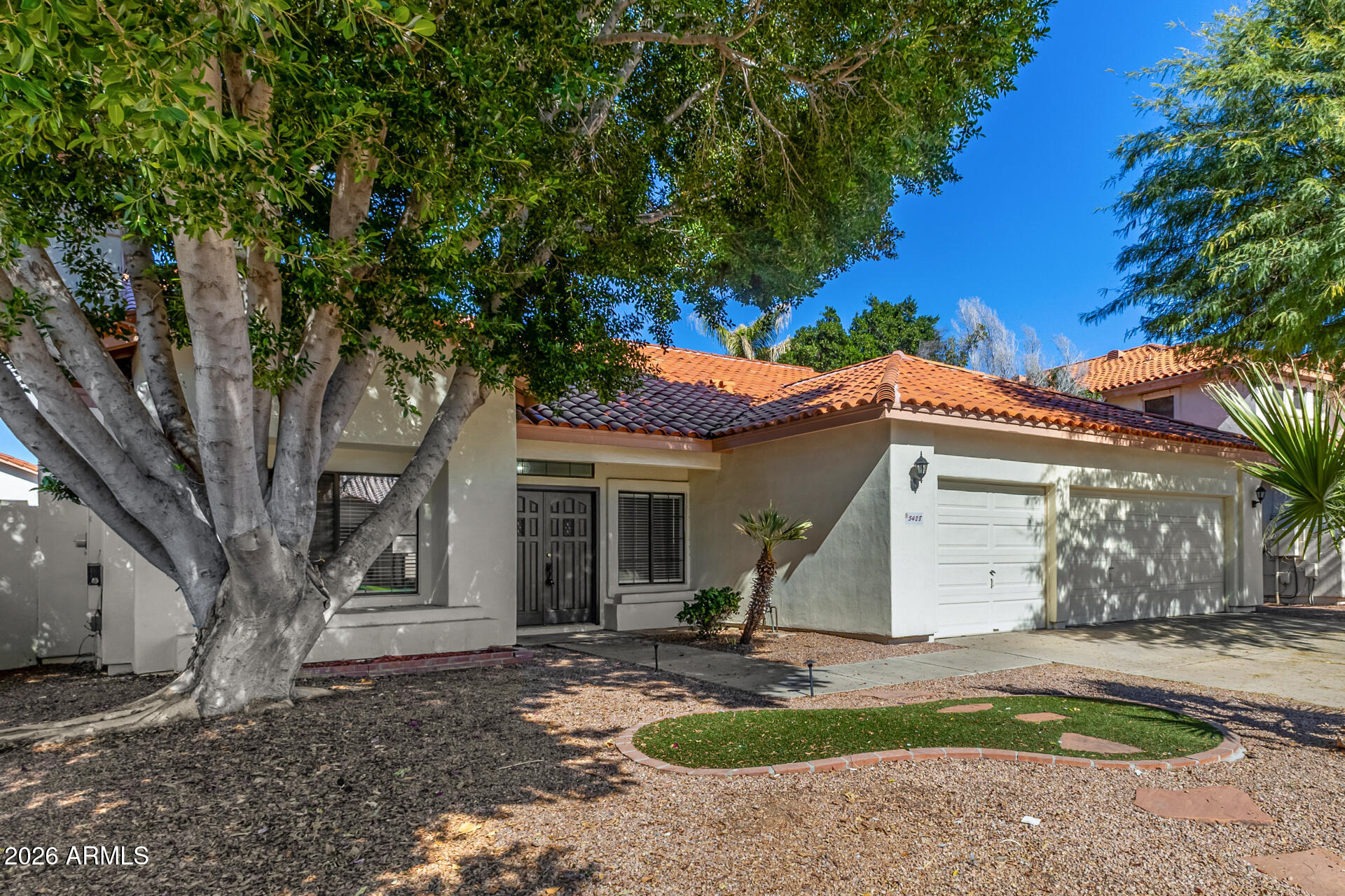 5428 W WETHERSFIELD Drive