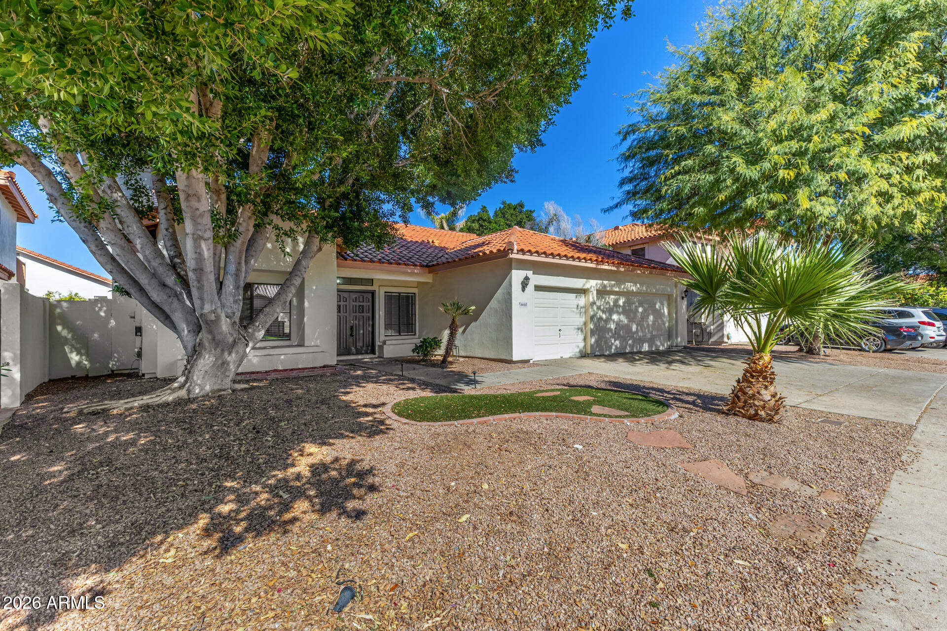 5428 W WETHERSFIELD Drive