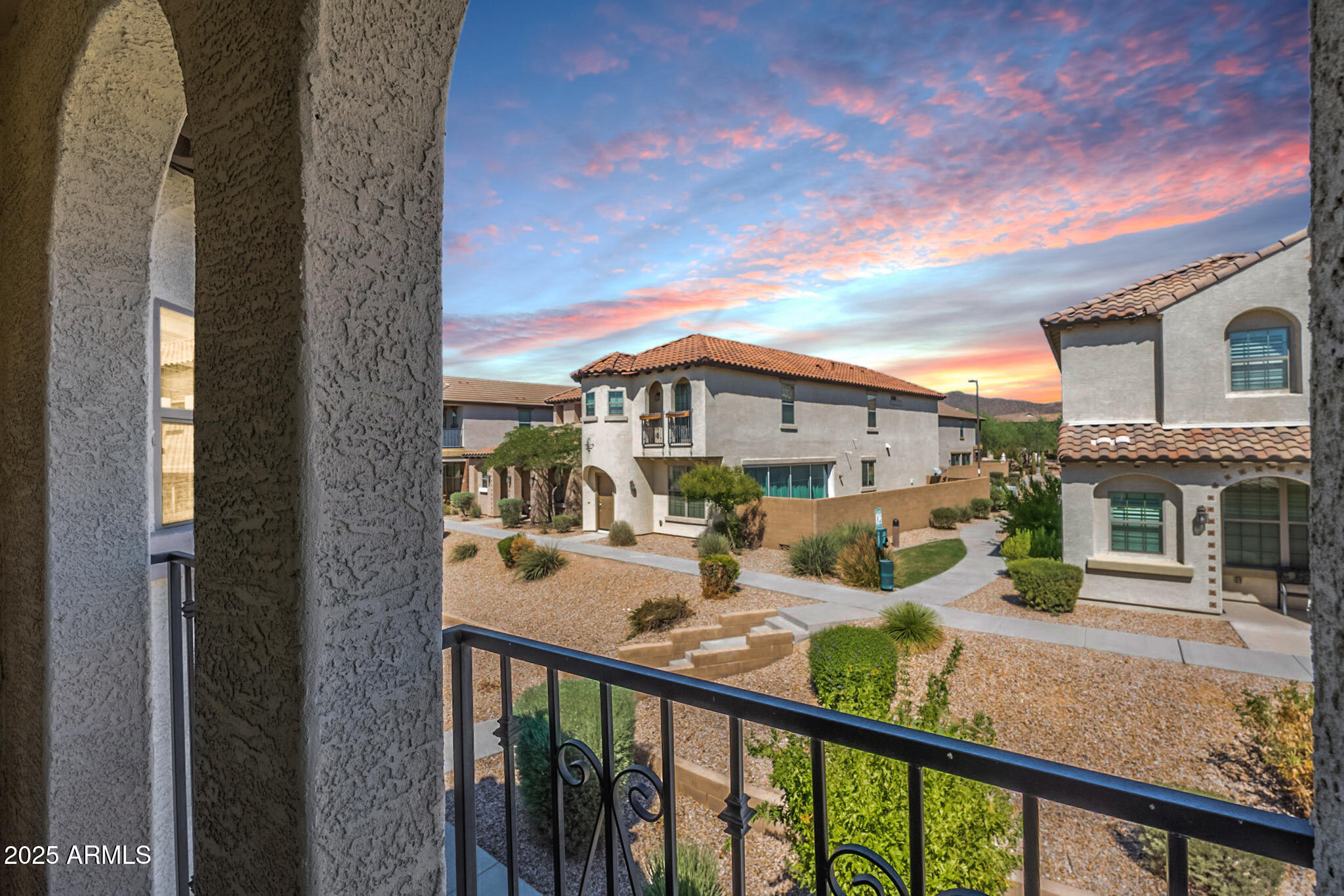 2947 N SONORAN Hills