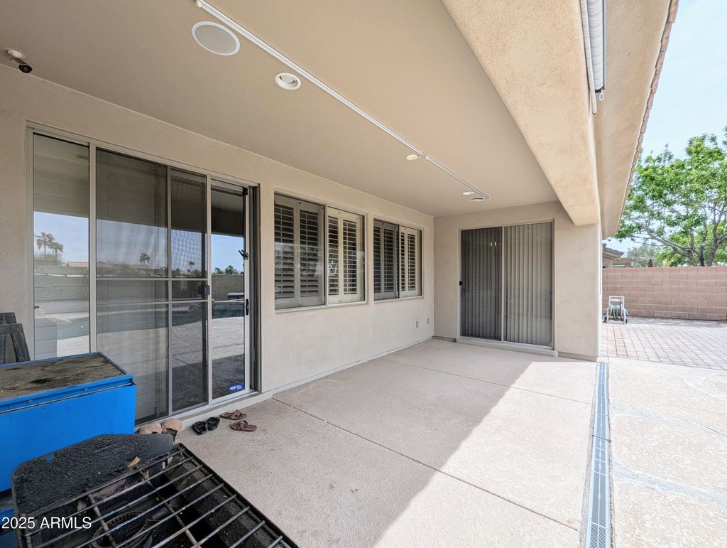 listing image 77