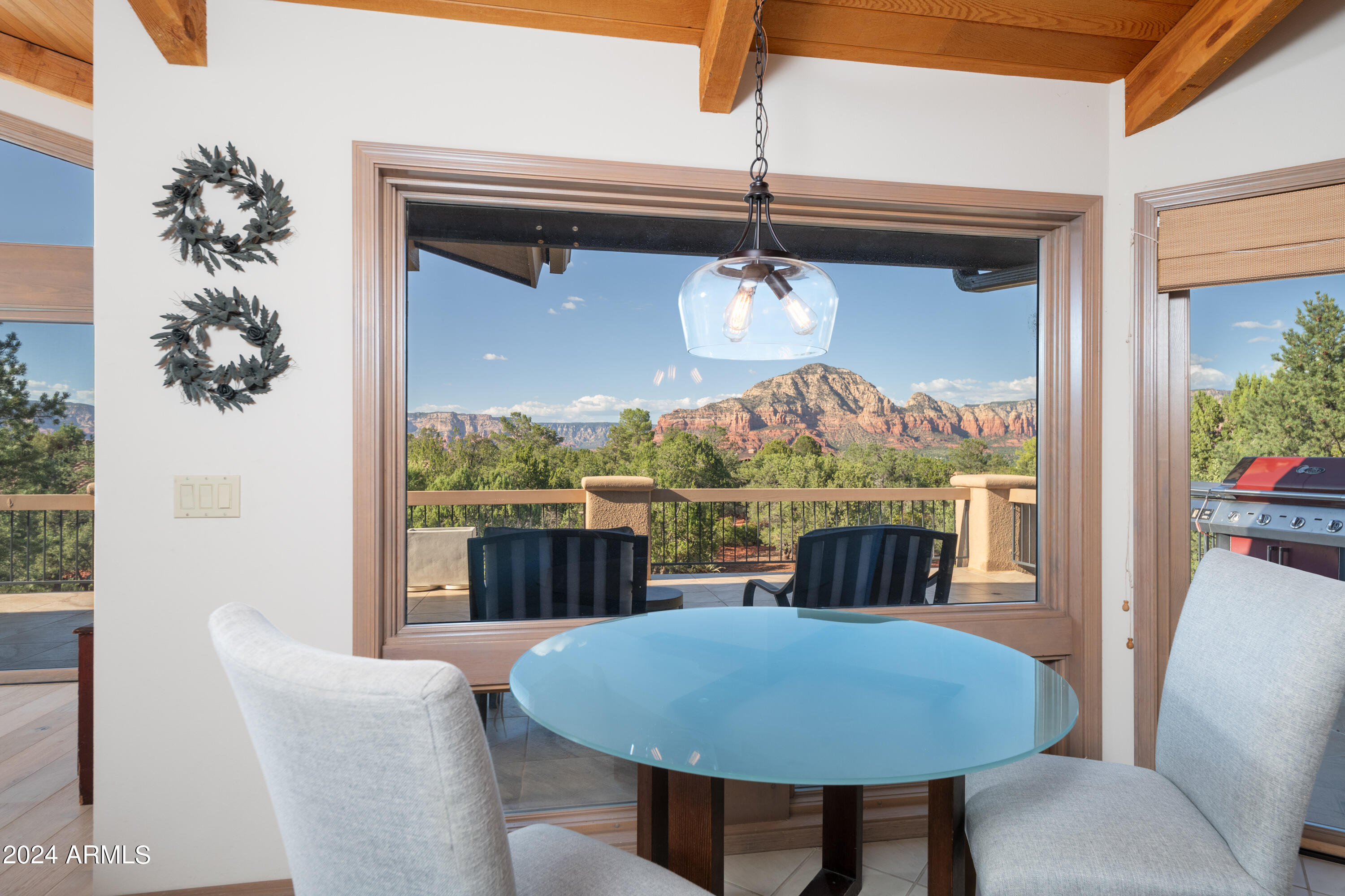 86 Linda Vista --