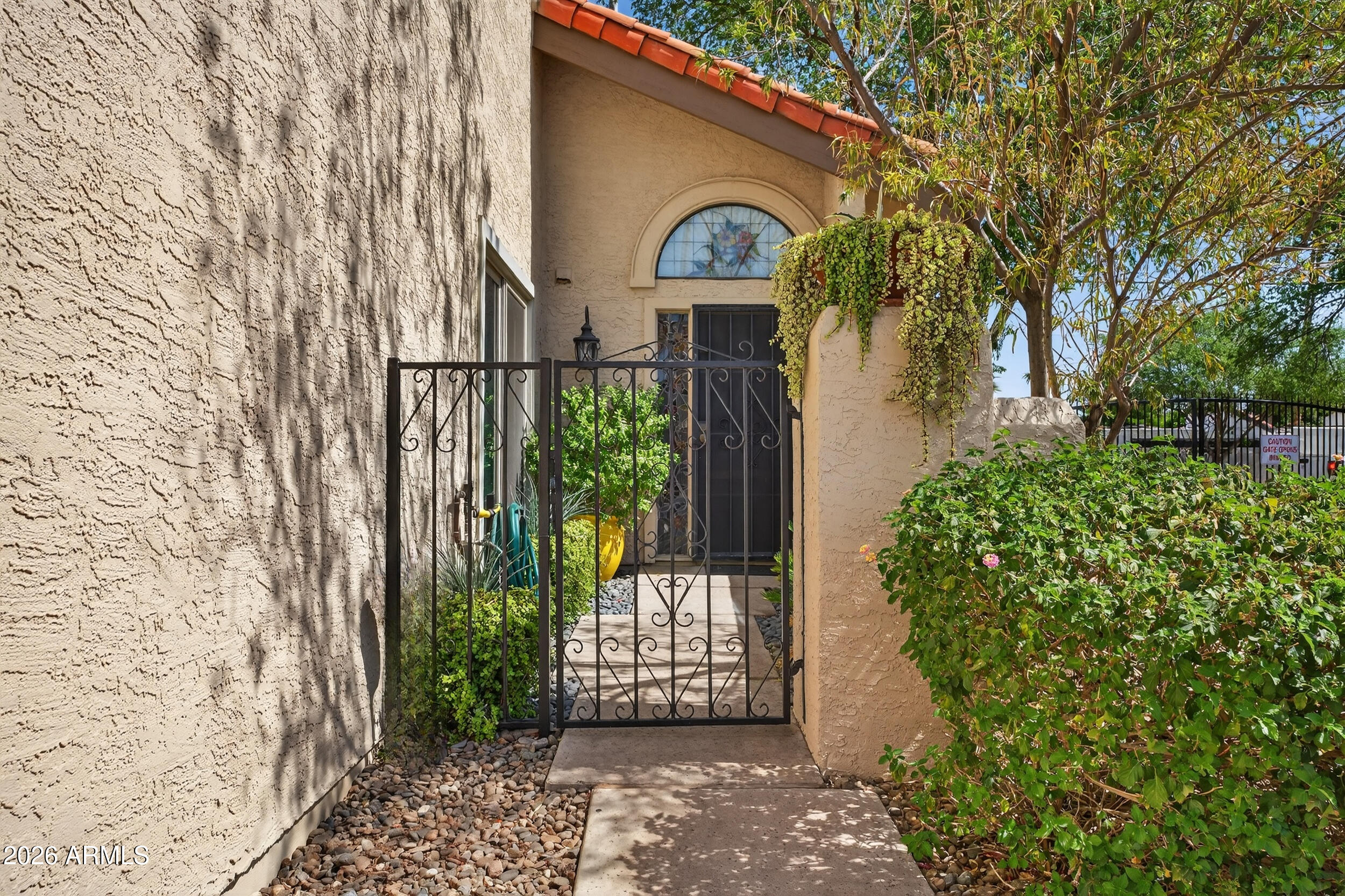 5812 N 12th Street 33