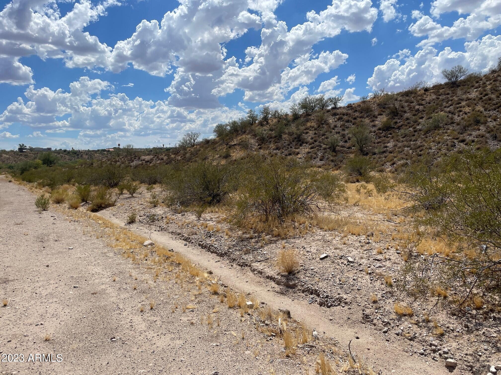 00 S Bar Five Road 10