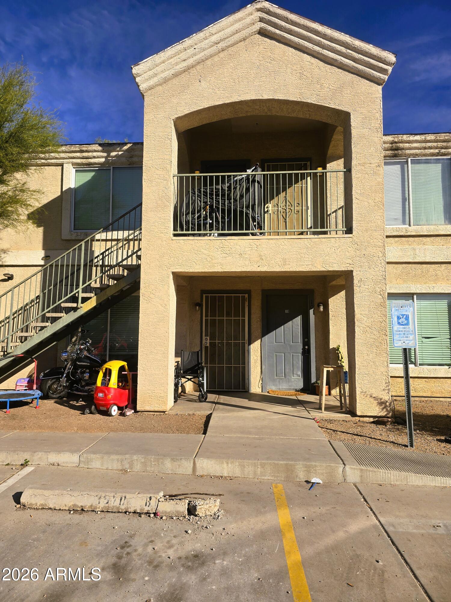 2324 W LONE CACTUS Drive 101