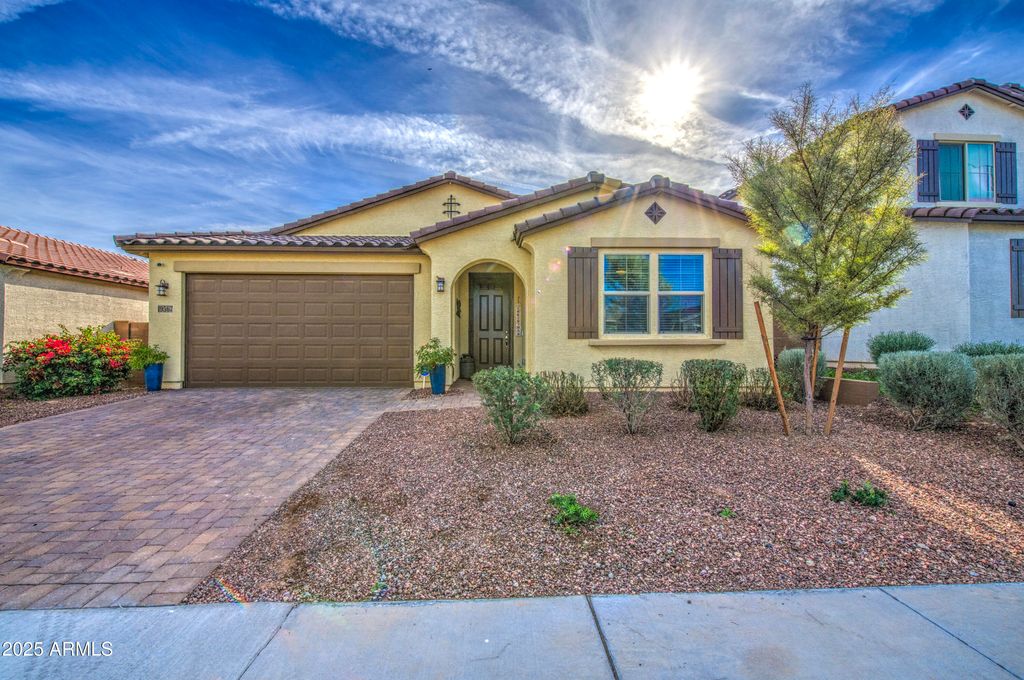 Photo of 19567 W Edgemont Avenue, Buckeye, AZ 85396 (MLS # 6961099)