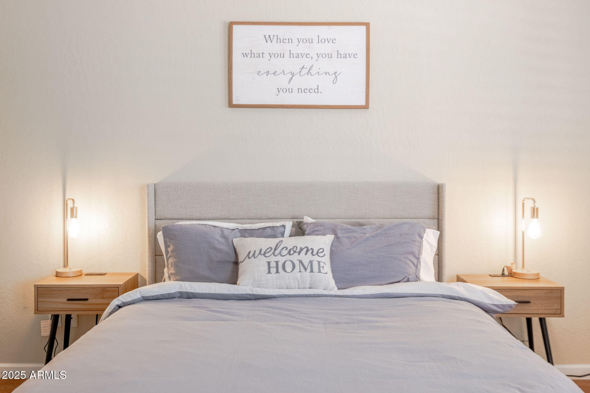 8842 E PALM RIDGE Drive