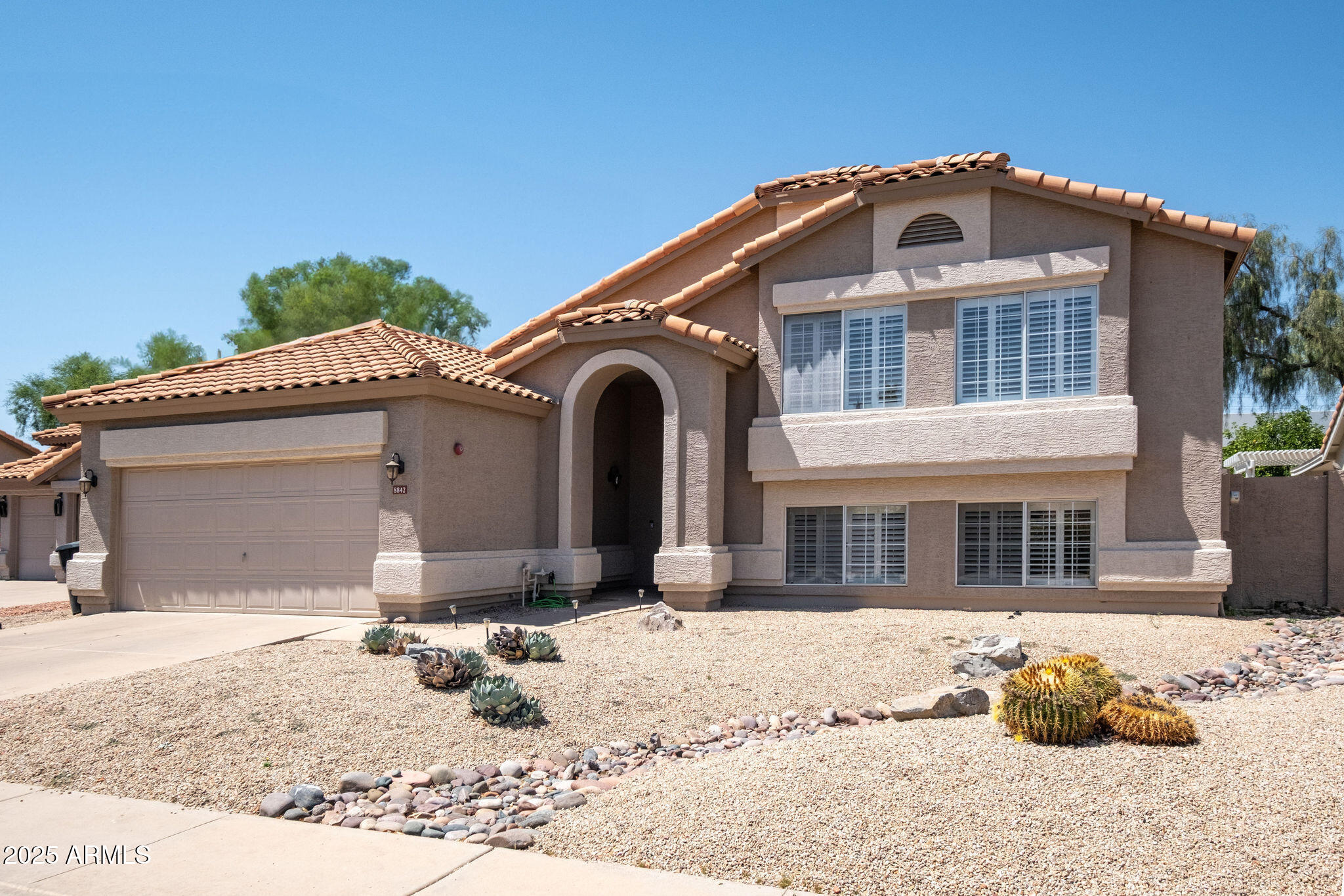 8842 E PALM RIDGE Drive