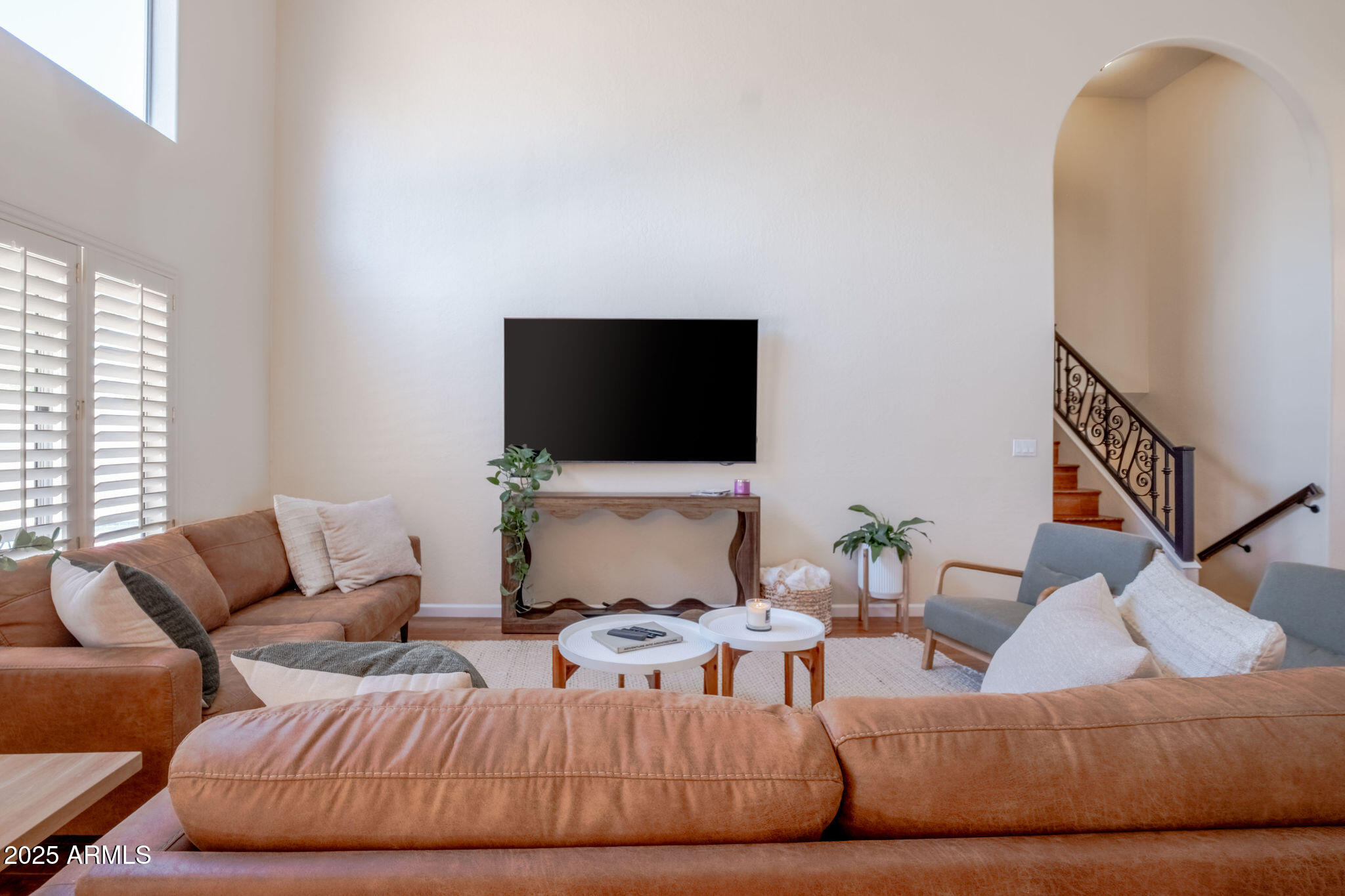 8842 E PALM RIDGE Drive