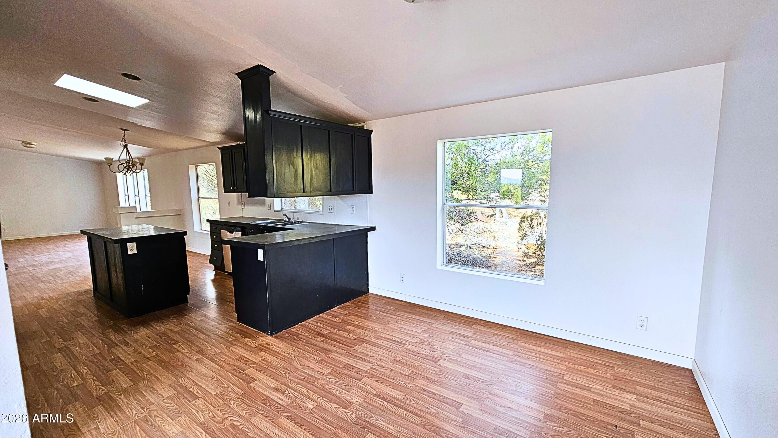 55 N COUNTRY Lane