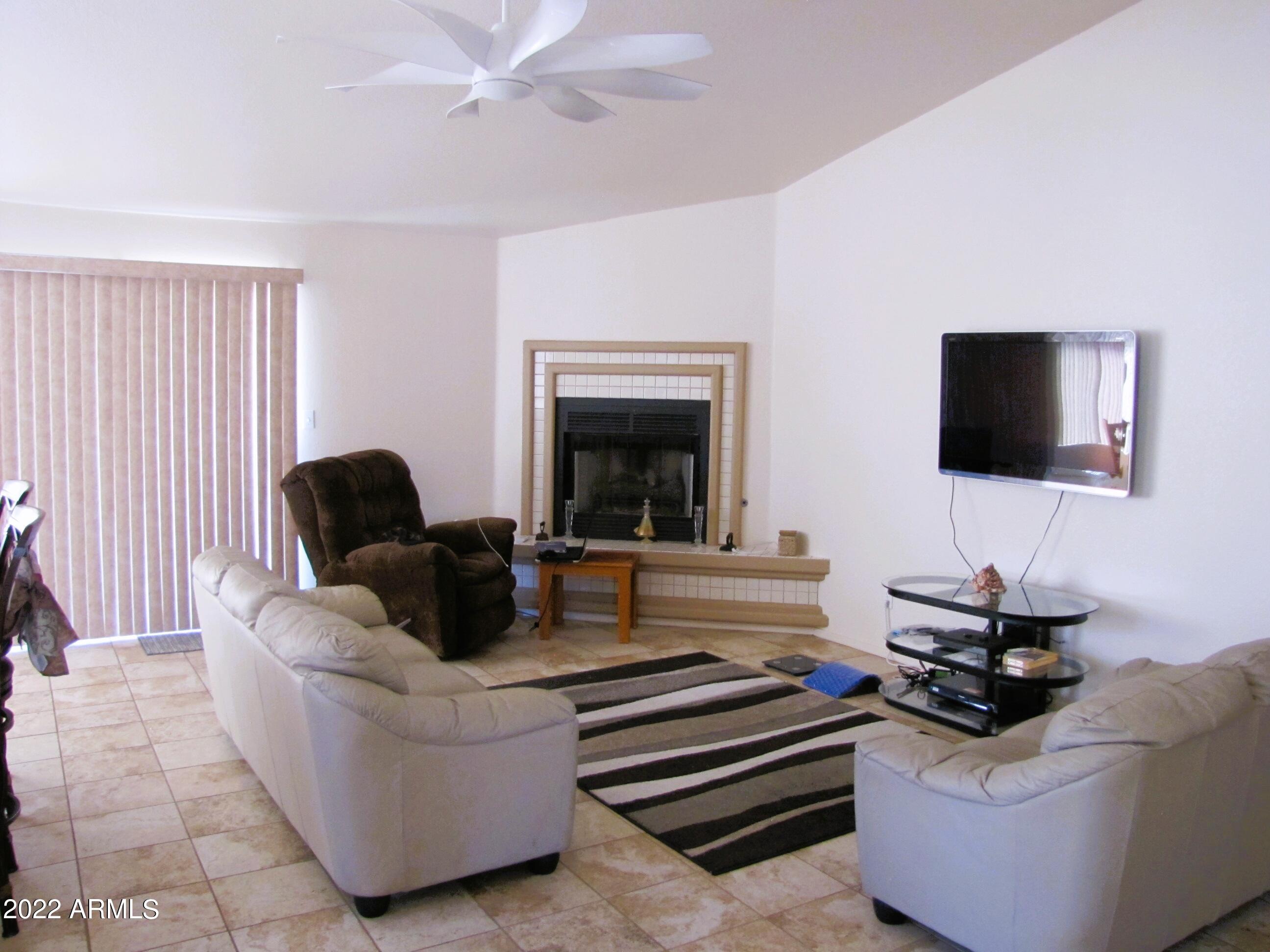 TRACT UNIT 117 - Residential
